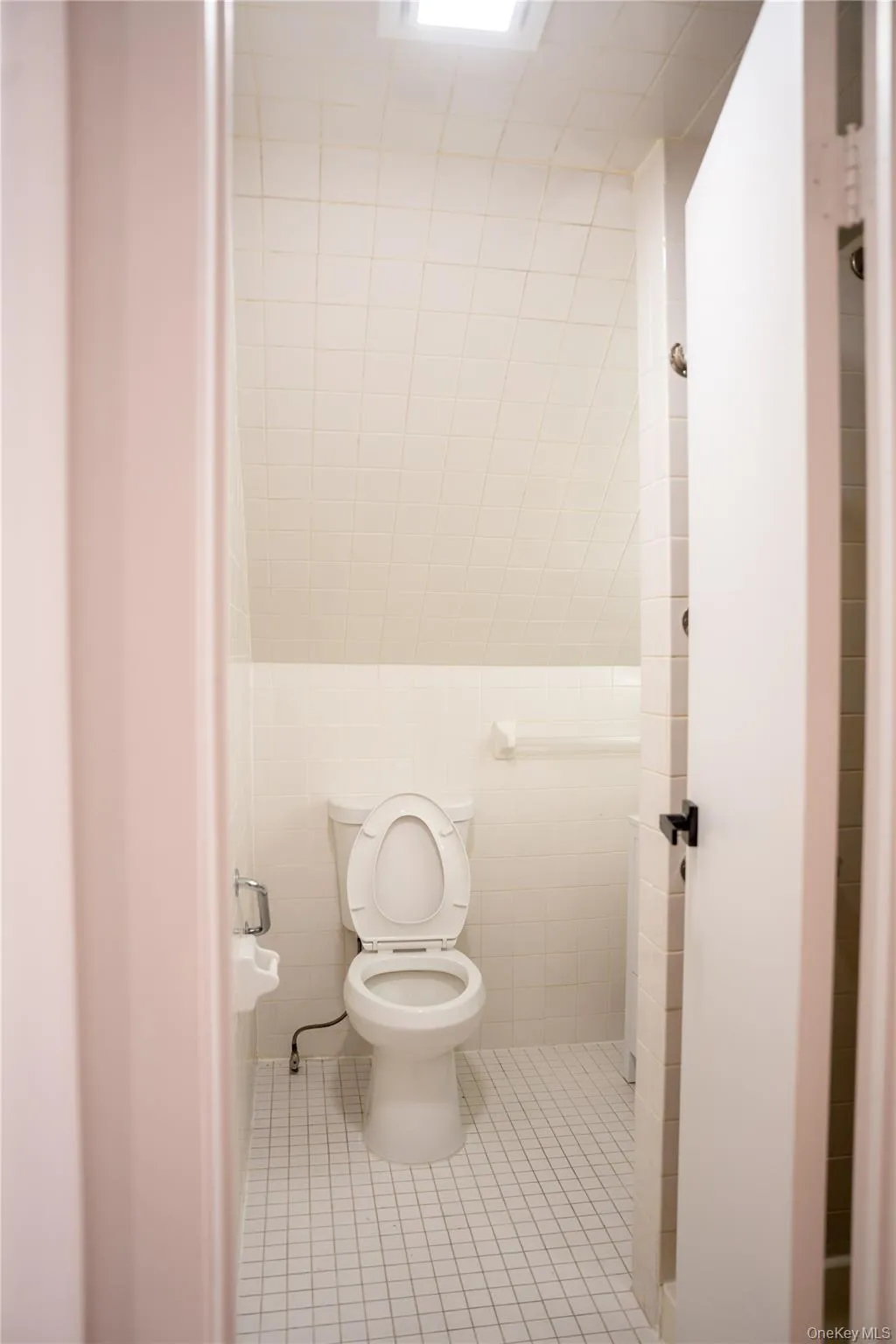 586 Stratford Road, Hempstead, NY, 4 Bedrooms Bedrooms, 8 Rooms Rooms,3 BathroomsBathrooms,Residential,For Rent,Stratford,0,1046719 586 Stratford Road, Hempstead, NY, 4 Bedrooms Bedrooms, 8 Rooms Rooms,3 BathroomsBathrooms,Residential,For Rent,Stratford,0,1046719