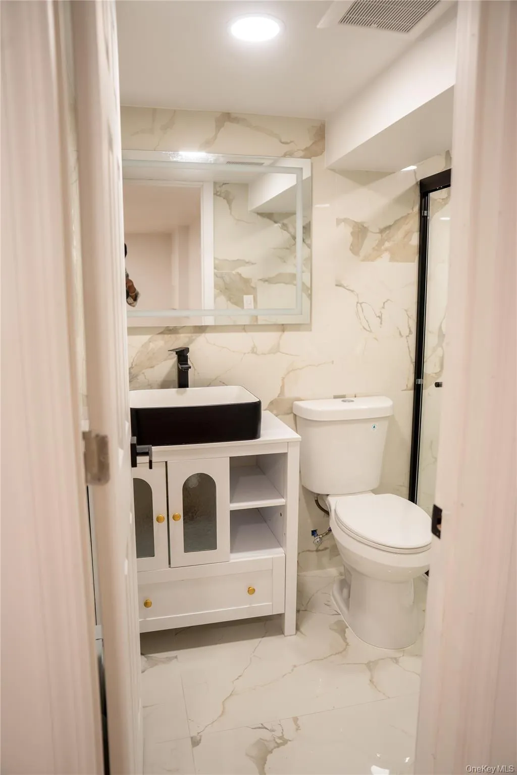 586 Stratford Road, Hempstead, NY, 4 Bedrooms Bedrooms, 8 Rooms Rooms,3 BathroomsBathrooms,Residential,For Rent,Stratford,0,1046719 586 Stratford Road, Hempstead, NY, 4 Bedrooms Bedrooms, 8 Rooms Rooms,3 BathroomsBathrooms,Residential,For Rent,Stratford,0,1046719