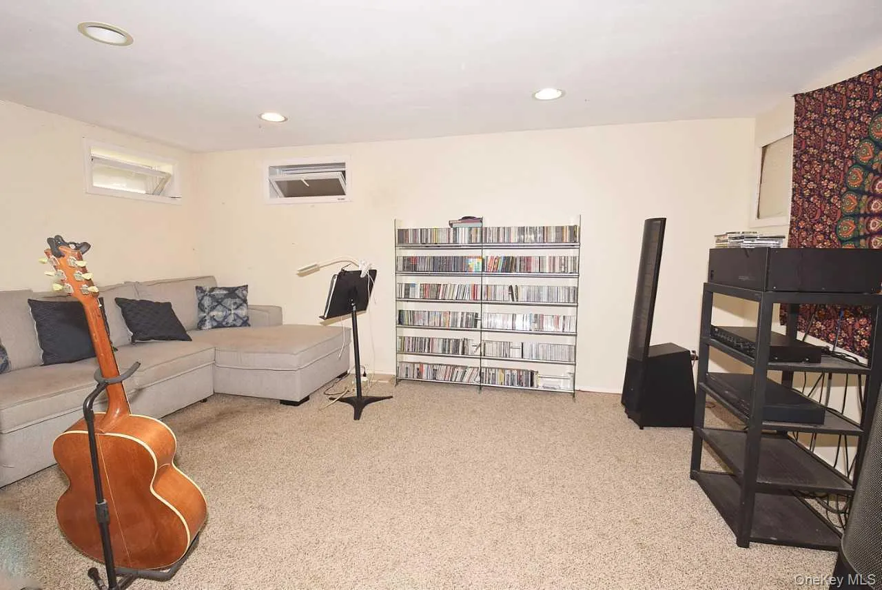 90 Cornell Drive, Smithtown, NY, 4 Bedrooms Bedrooms, 8 Rooms Rooms,2 BathroomsBathrooms,Residential,For Rent,Cornell,0,1046723 90 Cornell Drive, Smithtown, NY, 4 Bedrooms Bedrooms, 8 Rooms Rooms,2 BathroomsBathrooms,Residential,For Rent,Cornell,0,1046723