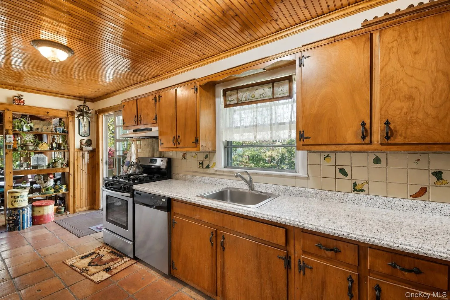 13 Booker Lane, Southampton, NY, 4 Bedrooms Bedrooms, 10 Rooms Rooms,2 BathroomsBathrooms,Residential,For Rent,Booker,0,1046727 13 Booker Lane, Southampton, NY, 4 Bedrooms Bedrooms, 10 Rooms Rooms,2 BathroomsBathrooms,Residential,For Rent,Booker,0,1046727