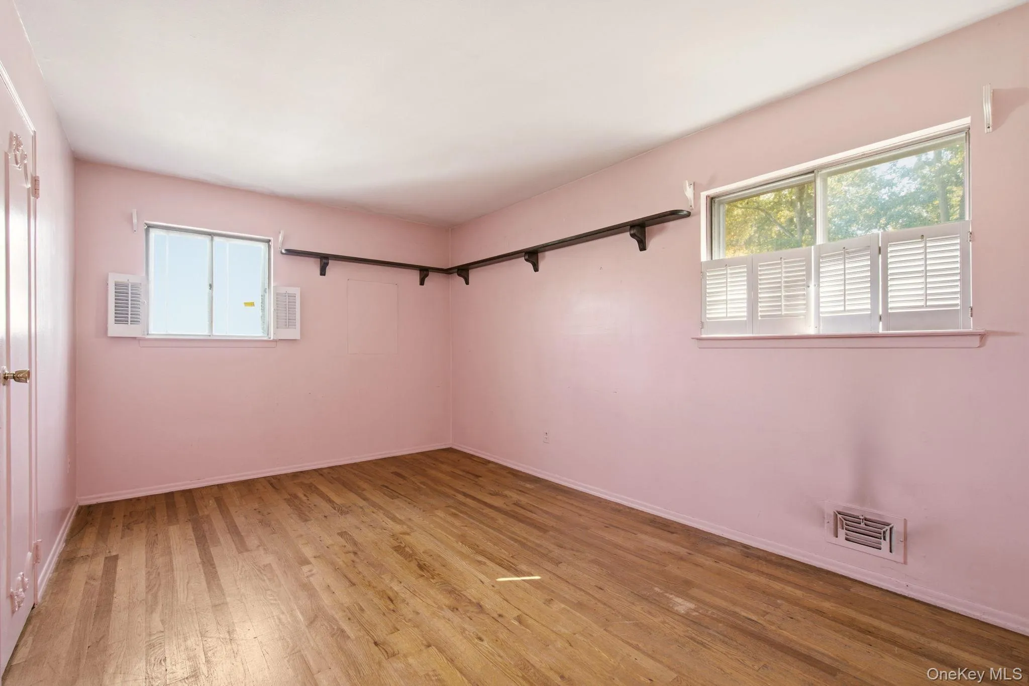 63 Lauren Avenue, Huntington, NY, 4 Bedrooms Bedrooms, 8 Rooms Rooms,2 BathroomsBathrooms,Residential,For Rent,Lauren,0,1046728 63 Lauren Avenue, Huntington, NY, 4 Bedrooms Bedrooms, 8 Rooms Rooms,2 BathroomsBathrooms,Residential,For Rent,Lauren,0,1046728