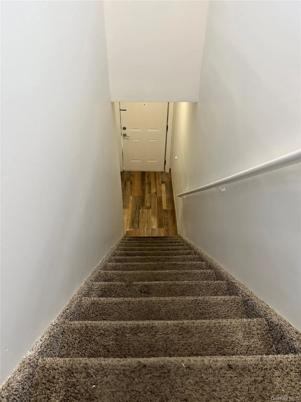 762 234th Street, New York, NY, 3 Bedrooms Bedrooms, 5 Rooms Rooms,1 BathroomBathrooms,Residential Lease,For Rent,234th,0,1046731 762 234th Street, New York, NY, 3 Bedrooms Bedrooms, 5 Rooms Rooms,1 BathroomBathrooms,Residential Lease,For Rent,234th,0,1046731