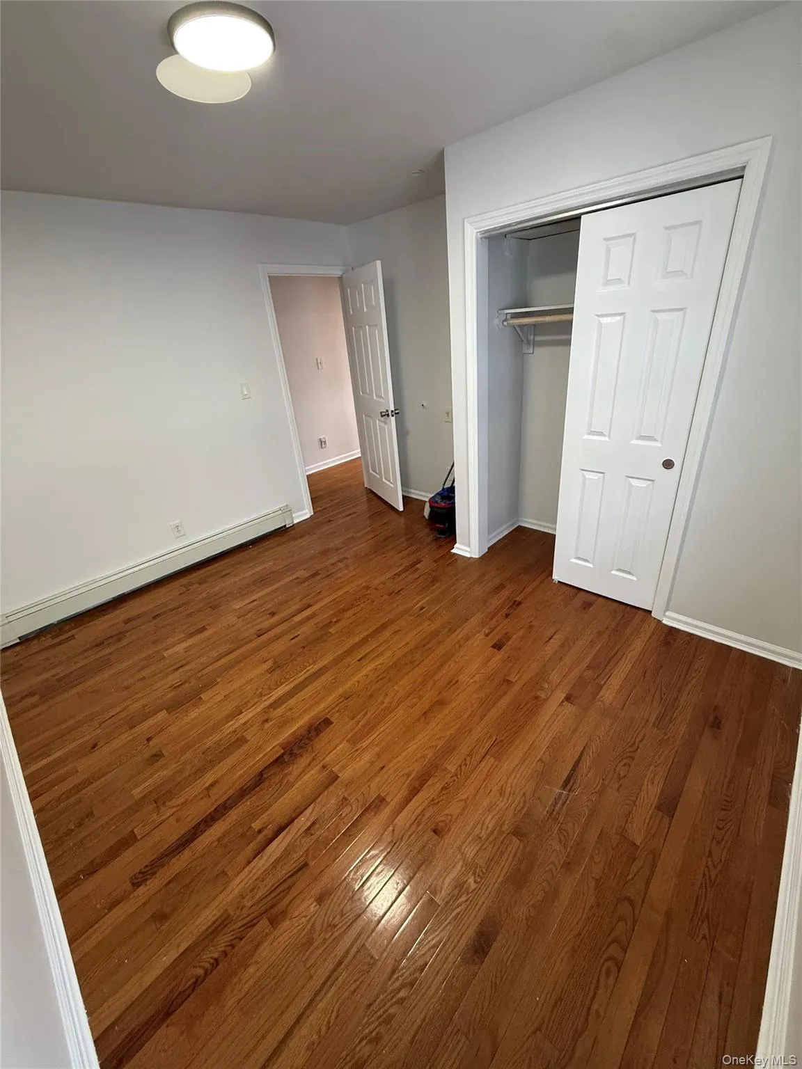 762 234th Street, New York, NY, 3 Bedrooms Bedrooms, 5 Rooms Rooms,1 BathroomBathrooms,Residential Lease,For Rent,234th,0,1046731 762 234th Street, New York, NY, 3 Bedrooms Bedrooms, 5 Rooms Rooms,1 BathroomBathrooms,Residential Lease,For Rent,234th,0,1046731