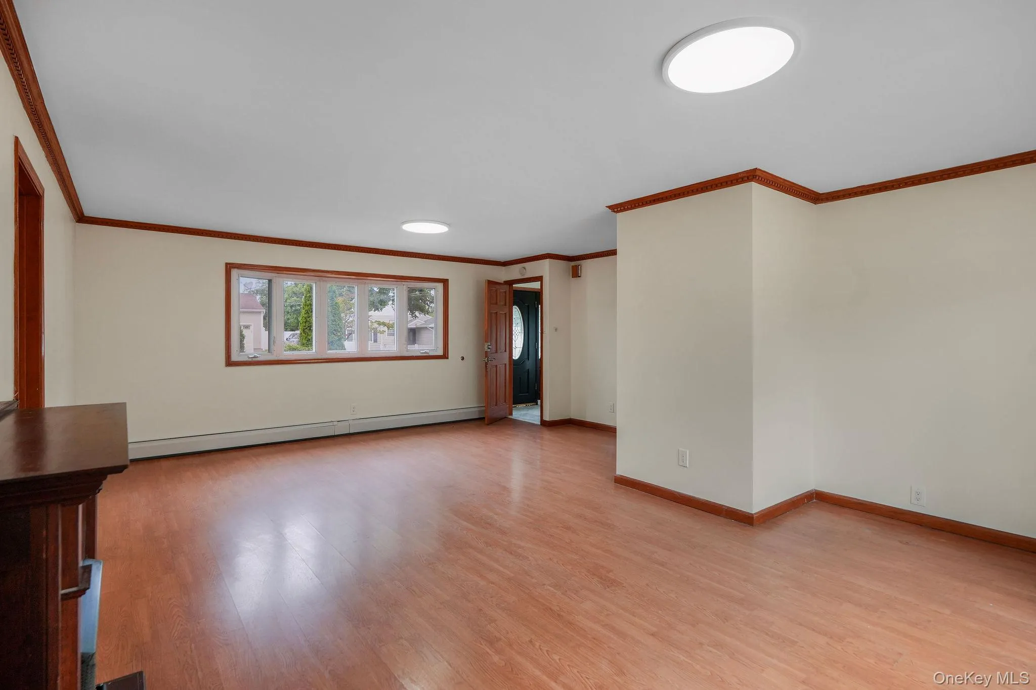 1565 10th Street, West Babylon, NY, 5 Bedrooms Bedrooms, 10 Rooms Rooms,3 BathroomsBathrooms,Residential,For Rent,10th,0,1046732 1565 10th Street, West Babylon, NY, 5 Bedrooms Bedrooms, 10 Rooms Rooms,3 BathroomsBathrooms,Residential,For Rent,10th,0,1046732