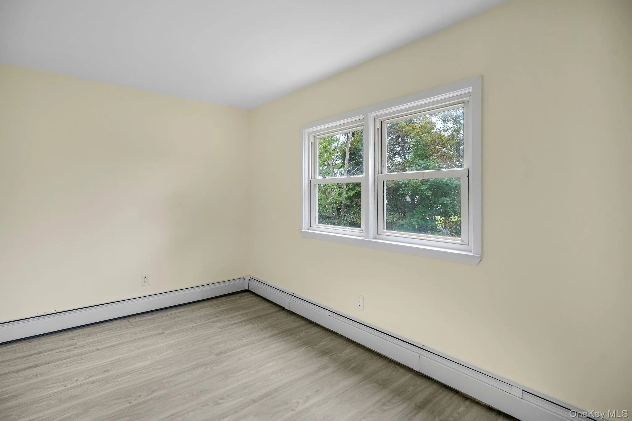1565 10th Street, West Babylon, NY, 5 Bedrooms Bedrooms, 10 Rooms Rooms,3 BathroomsBathrooms,Residential,For Rent,10th,0,1046732 1565 10th Street, West Babylon, NY, 5 Bedrooms Bedrooms, 10 Rooms Rooms,3 BathroomsBathrooms,Residential,For Rent,10th,0,1046732