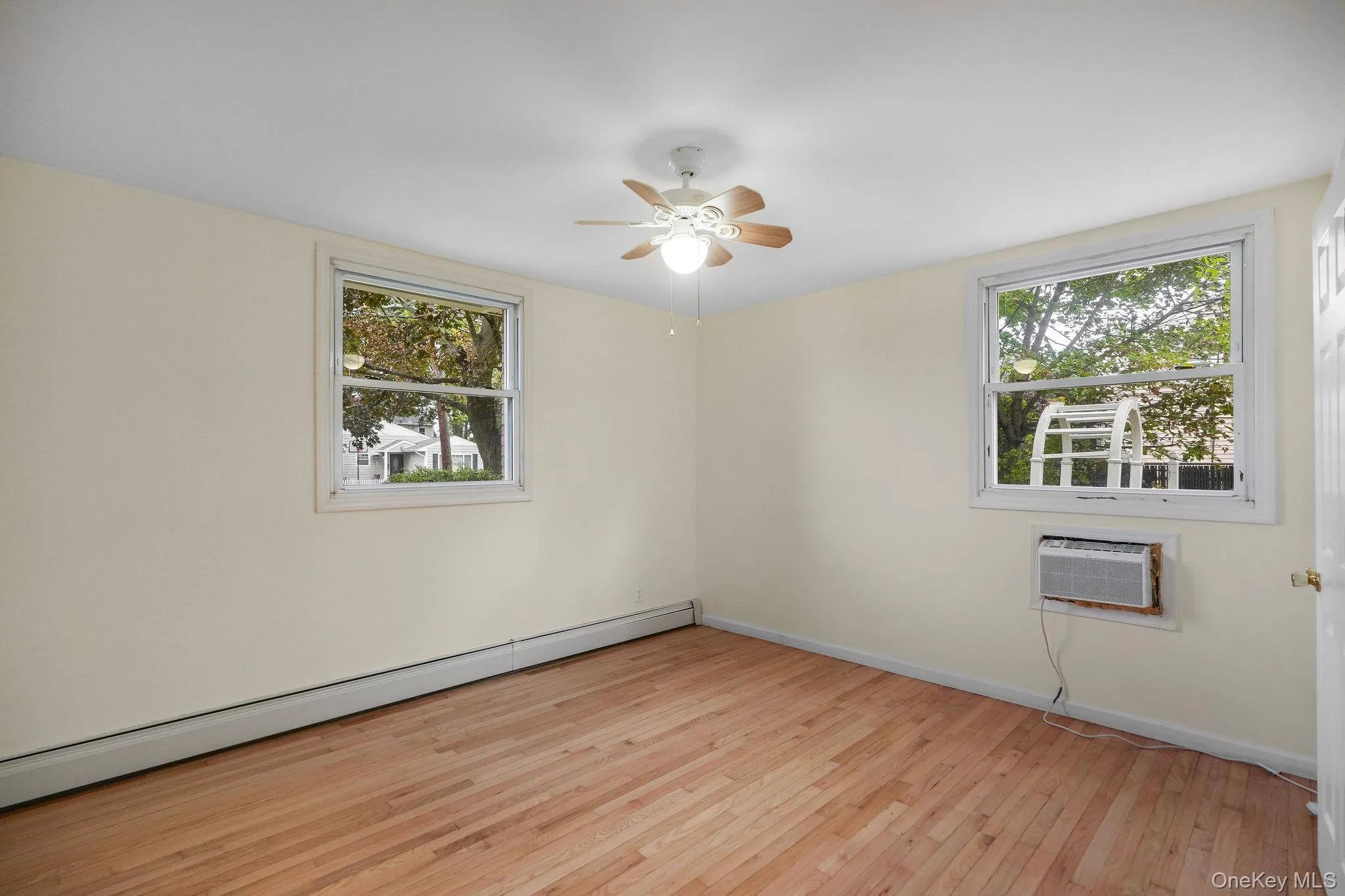 1565 10th Street, West Babylon, NY, 5 Bedrooms Bedrooms, 10 Rooms Rooms,3 BathroomsBathrooms,Residential,For Rent,10th,0,1046732 1565 10th Street, West Babylon, NY, 5 Bedrooms Bedrooms, 10 Rooms Rooms,3 BathroomsBathrooms,Residential,For Rent,10th,0,1046732