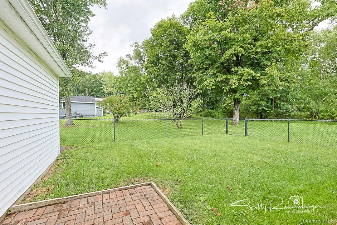 814 Hillside Road, East Fishkill, NY, 2 Bedrooms Bedrooms, 4 Rooms Rooms,1 BathroomBathrooms,Residential,For Rent,Hillside,0,1046735 814 Hillside Road, East Fishkill, NY, 2 Bedrooms Bedrooms, 4 Rooms Rooms,1 BathroomBathrooms,Residential,For Rent,Hillside,0,1046735
