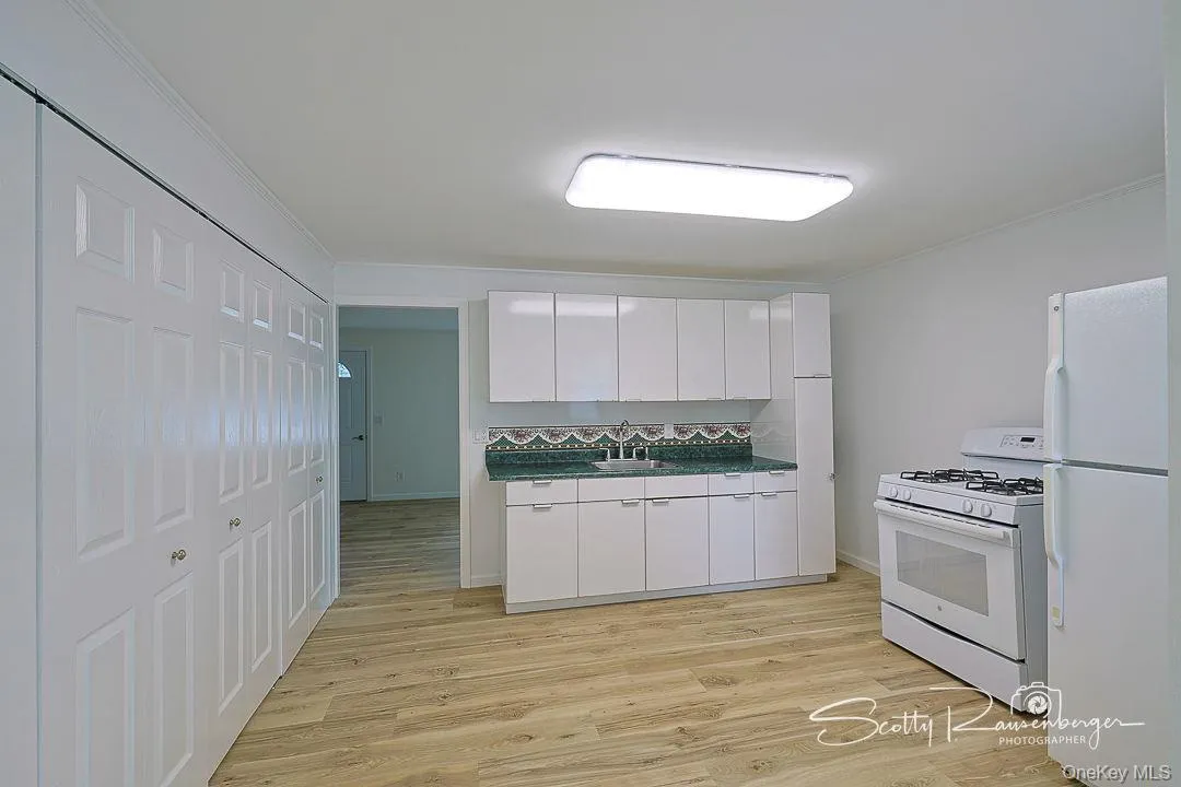814 Hillside Road, East Fishkill, NY, 2 Bedrooms Bedrooms, 4 Rooms Rooms,1 BathroomBathrooms,Residential,For Rent,Hillside,0,1046735 814 Hillside Road, East Fishkill, NY, 2 Bedrooms Bedrooms, 4 Rooms Rooms,1 BathroomBathrooms,Residential,For Rent,Hillside,0,1046735