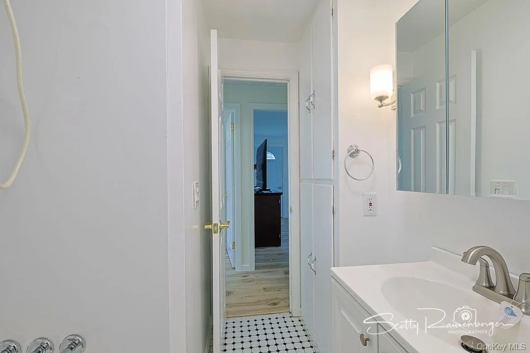 814 Hillside Road, East Fishkill, NY, 2 Bedrooms Bedrooms, 4 Rooms Rooms,1 BathroomBathrooms,Residential,For Rent,Hillside,0,1046735 814 Hillside Road, East Fishkill, NY, 2 Bedrooms Bedrooms, 4 Rooms Rooms,1 BathroomBathrooms,Residential,For Rent,Hillside,0,1046735