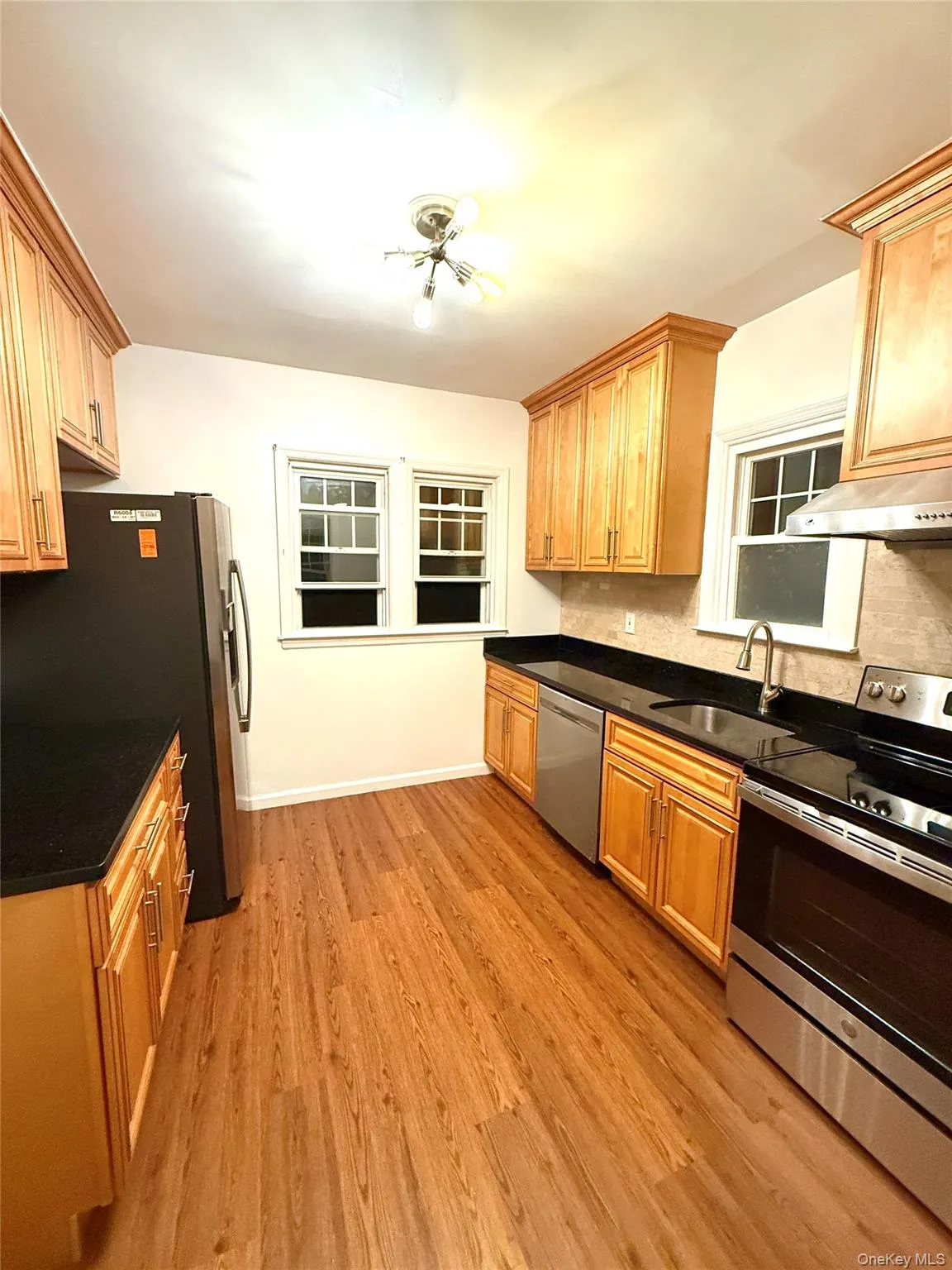 413 Fort Washington Avenue, Mount Pleasant, NY, 3 Bedrooms Bedrooms, 6 Rooms Rooms,1 BathroomBathrooms,Residential,For Rent,Fort Washington,0,1046739 413 Fort Washington Avenue, Mount Pleasant, NY, 3 Bedrooms Bedrooms, 6 Rooms Rooms,1 BathroomBathrooms,Residential,For Rent,Fort Washington,0,1046739