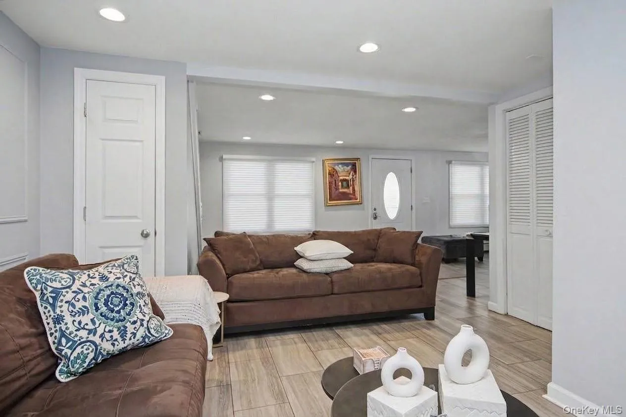 28 Hurd Avenue, Haverstraw, NY, 4 Bedrooms Bedrooms, 7 Rooms Rooms,2 BathroomsBathrooms,Residential,For Rent,Hurd,0,1046742 28 Hurd Avenue, Haverstraw, NY, 4 Bedrooms Bedrooms, 7 Rooms Rooms,2 BathroomsBathrooms,Residential,For Rent,Hurd,0,1046742