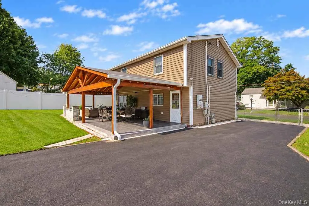 28 Hurd Avenue, Haverstraw, NY, 4 Bedrooms Bedrooms, 7 Rooms Rooms,2 BathroomsBathrooms,Residential,For Rent,Hurd,0,1046742 28 Hurd Avenue, Haverstraw, NY, 4 Bedrooms Bedrooms, 7 Rooms Rooms,2 BathroomsBathrooms,Residential,For Rent,Hurd,0,1046742