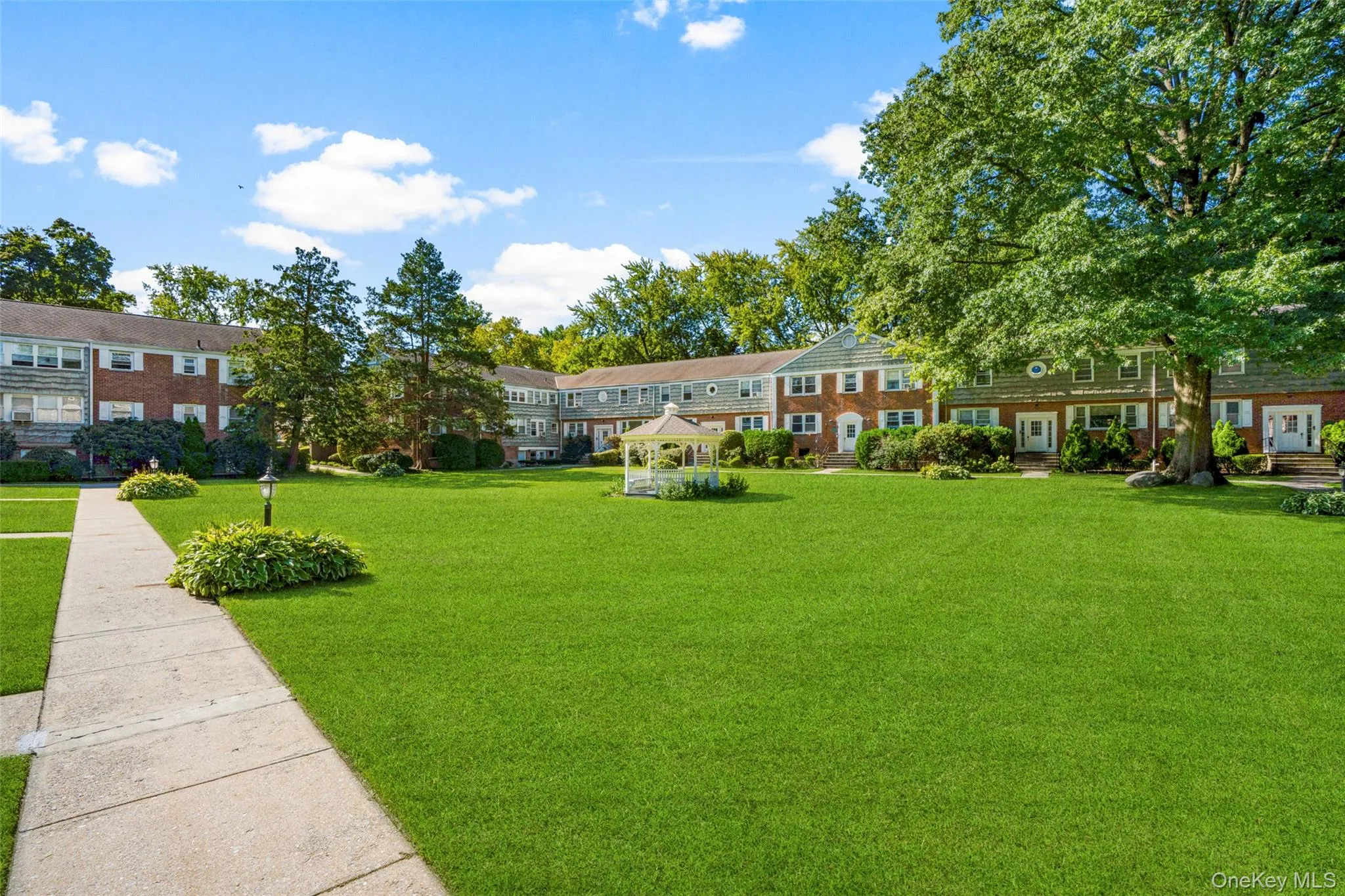 907 Palmer Avenue, Mamaroneck, NY, 2 Bedrooms Bedrooms, 5 Rooms Rooms,1 BathroomBathrooms,Residential,For Rent,Palmer,0,1046743 907 Palmer Avenue, Mamaroneck, NY, 2 Bedrooms Bedrooms, 5 Rooms Rooms,1 BathroomBathrooms,Residential,For Rent,Palmer,0,1046743