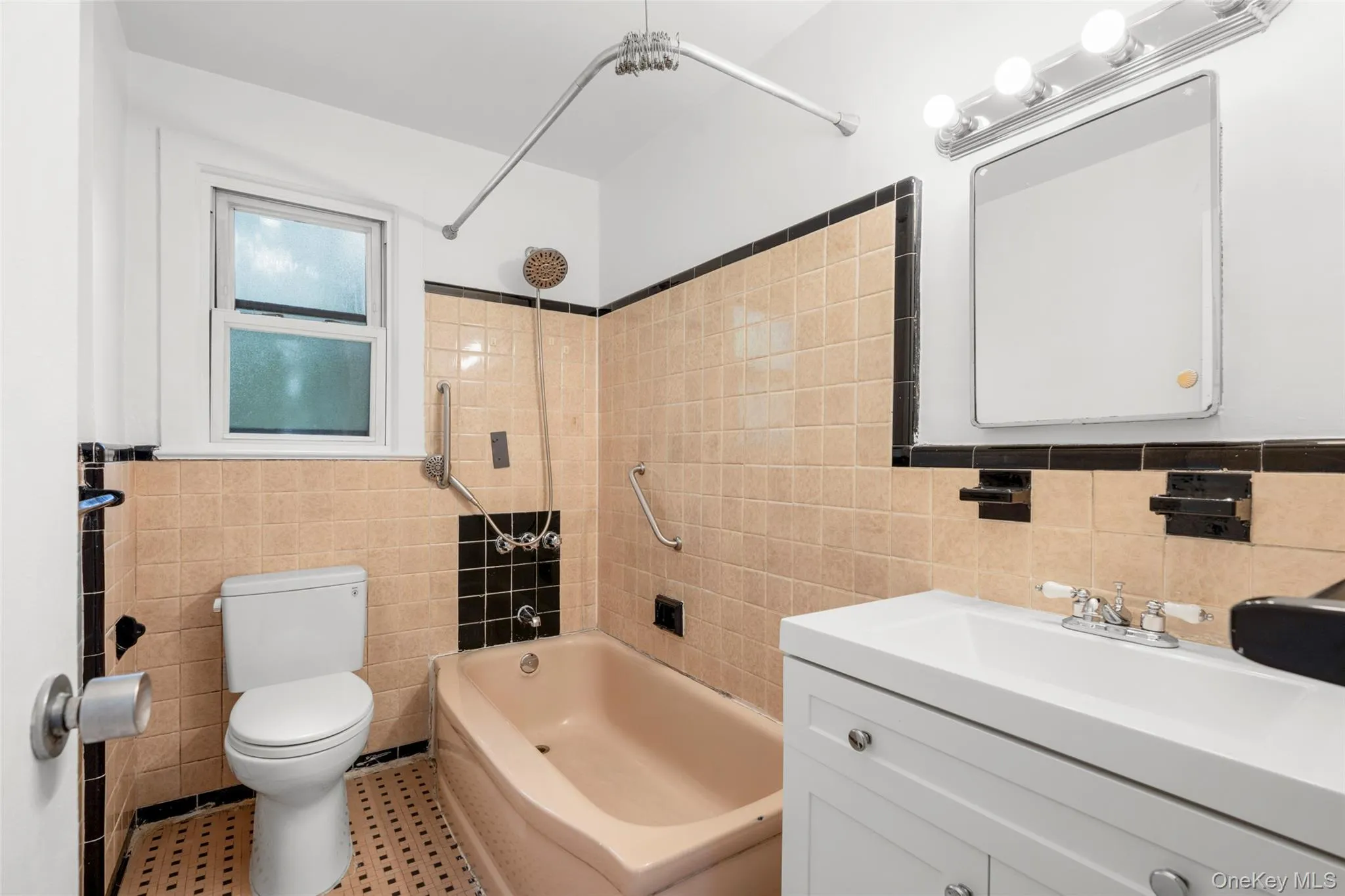 907 Palmer Avenue, Mamaroneck, NY, 2 Bedrooms Bedrooms, 5 Rooms Rooms,1 BathroomBathrooms,Residential,For Rent,Palmer,0,1046743 907 Palmer Avenue, Mamaroneck, NY, 2 Bedrooms Bedrooms, 5 Rooms Rooms,1 BathroomBathrooms,Residential,For Rent,Palmer,0,1046743