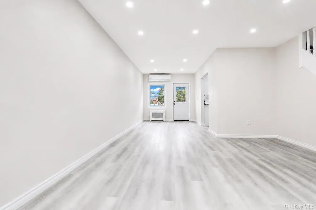 6110 84th Street, New York, NY, 3 Bedrooms Bedrooms, 8 Rooms Rooms,1 BathroomBathrooms,Residential,For Rent,84th,0,1046745 6110 84th Street, New York, NY, 3 Bedrooms Bedrooms, 8 Rooms Rooms,1 BathroomBathrooms,Residential,For Rent,84th,0,1046745