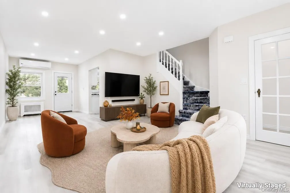 6110 84th Street, New York, NY, 3 Bedrooms Bedrooms, 8 Rooms Rooms,1 BathroomBathrooms,Residential,For Rent,84th,0,1046745 6110 84th Street, New York, NY, 3 Bedrooms Bedrooms, 8 Rooms Rooms,1 BathroomBathrooms,Residential,For Rent,84th,0,1046745