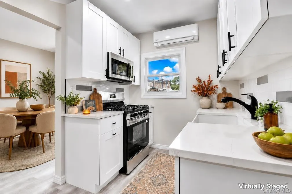 6110 84th Street, New York, NY, 3 Bedrooms Bedrooms, 8 Rooms Rooms,1 BathroomBathrooms,Residential,For Rent,84th,0,1046745 6110 84th Street, New York, NY, 3 Bedrooms Bedrooms, 8 Rooms Rooms,1 BathroomBathrooms,Residential,For Rent,84th,0,1046745