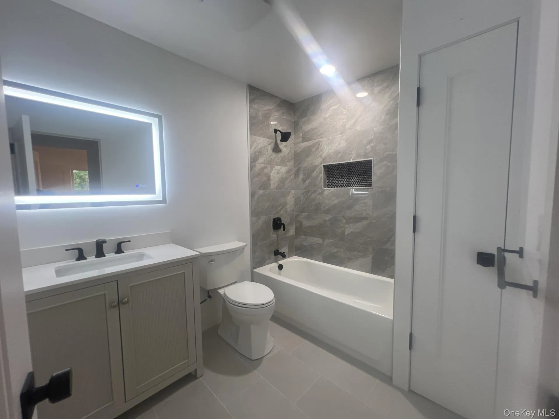 35 Winside Lane, Brookhaven, NY, 3 Bedrooms Bedrooms, 9 Rooms Rooms,2 BathroomsBathrooms,Residential,For Rent,Winside,0,1046748 35 Winside Lane, Brookhaven, NY, 3 Bedrooms Bedrooms, 9 Rooms Rooms,2 BathroomsBathrooms,Residential,For Rent,Winside,0,1046748
