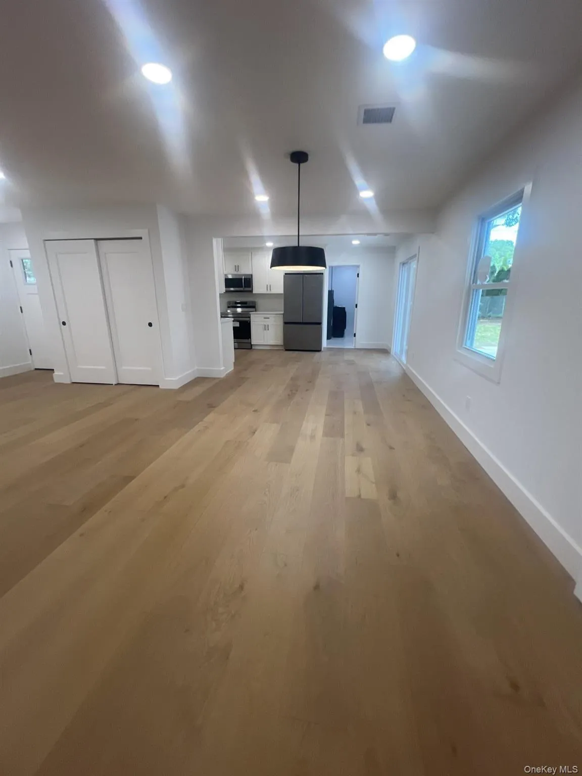 35 Winside Lane, Brookhaven, NY, 3 Bedrooms Bedrooms, 9 Rooms Rooms,2 BathroomsBathrooms,Residential,For Rent,Winside,0,1046748 35 Winside Lane, Brookhaven, NY, 3 Bedrooms Bedrooms, 9 Rooms Rooms,2 BathroomsBathrooms,Residential,For Rent,Winside,0,1046748
