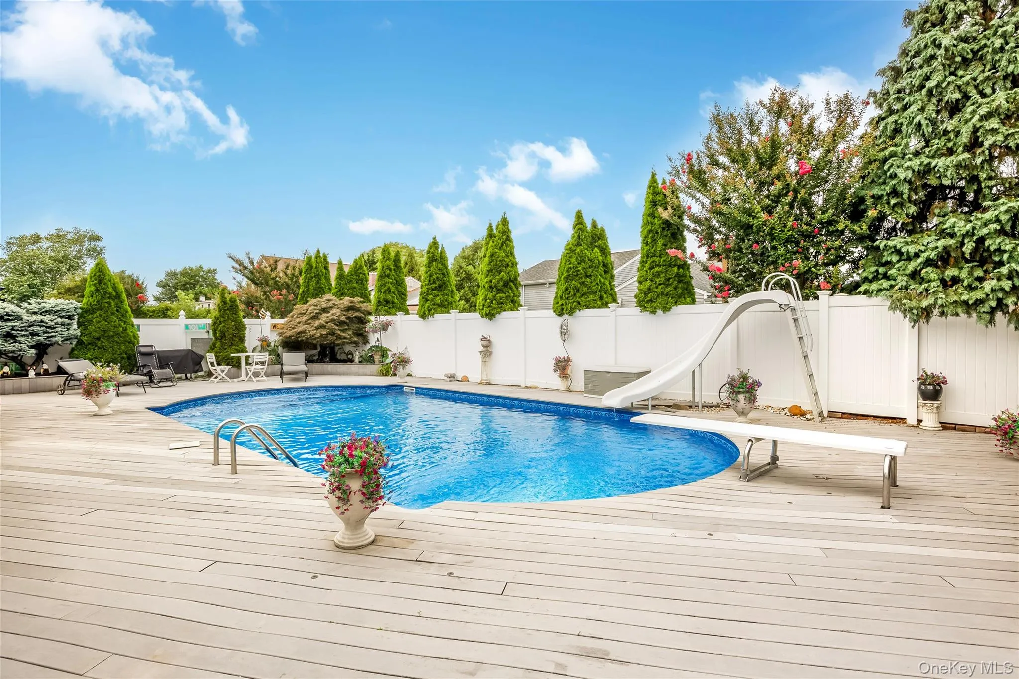 30 Swan Drive, Oyster Bay, NY, 4 Bedrooms Bedrooms, 8 Rooms Rooms,2 BathroomsBathrooms,Residential,For Rent,Swan,0,1046753 30 Swan Drive, Oyster Bay, NY, 4 Bedrooms Bedrooms, 8 Rooms Rooms,2 BathroomsBathrooms,Residential,For Rent,Swan,0,1046753