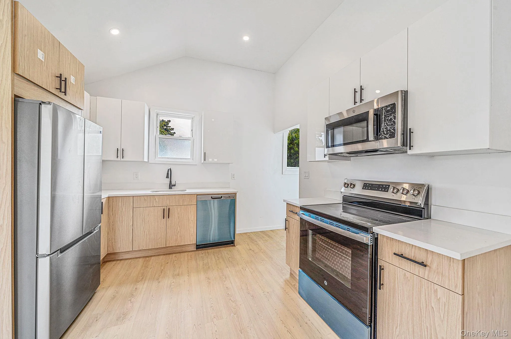 1077 Central Avenue, Hempstead, NY, 2 Bedrooms Bedrooms, 5 Rooms Rooms,1 BathroomBathrooms,Residential,For Rent,Central,0,1046759 1077 Central Avenue, Hempstead, NY, 2 Bedrooms Bedrooms, 5 Rooms Rooms,1 BathroomBathrooms,Residential,For Rent,Central,0,1046759