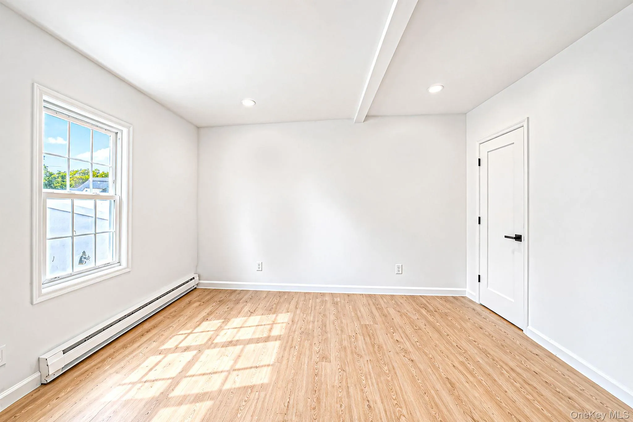1077 Central Avenue, Hempstead, NY, 2 Bedrooms Bedrooms, 5 Rooms Rooms,1 BathroomBathrooms,Residential,For Rent,Central,0,1046759 1077 Central Avenue, Hempstead, NY, 2 Bedrooms Bedrooms, 5 Rooms Rooms,1 BathroomBathrooms,Residential,For Rent,Central,0,1046759