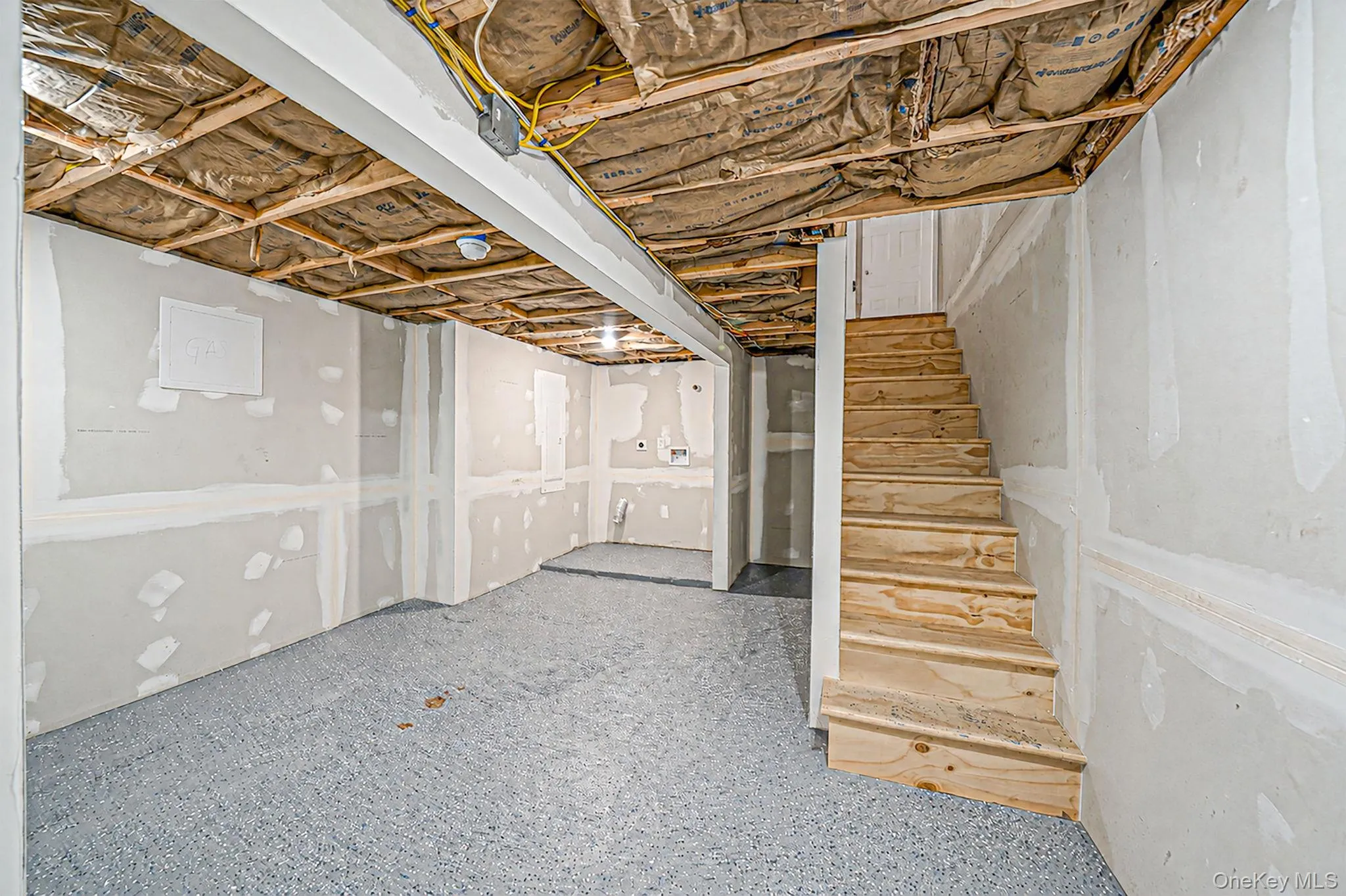 1077 Central Avenue, Hempstead, NY, 2 Bedrooms Bedrooms, 5 Rooms Rooms,1 BathroomBathrooms,Residential,For Rent,Central,0,1046759 1077 Central Avenue, Hempstead, NY, 2 Bedrooms Bedrooms, 5 Rooms Rooms,1 BathroomBathrooms,Residential,For Rent,Central,0,1046759
