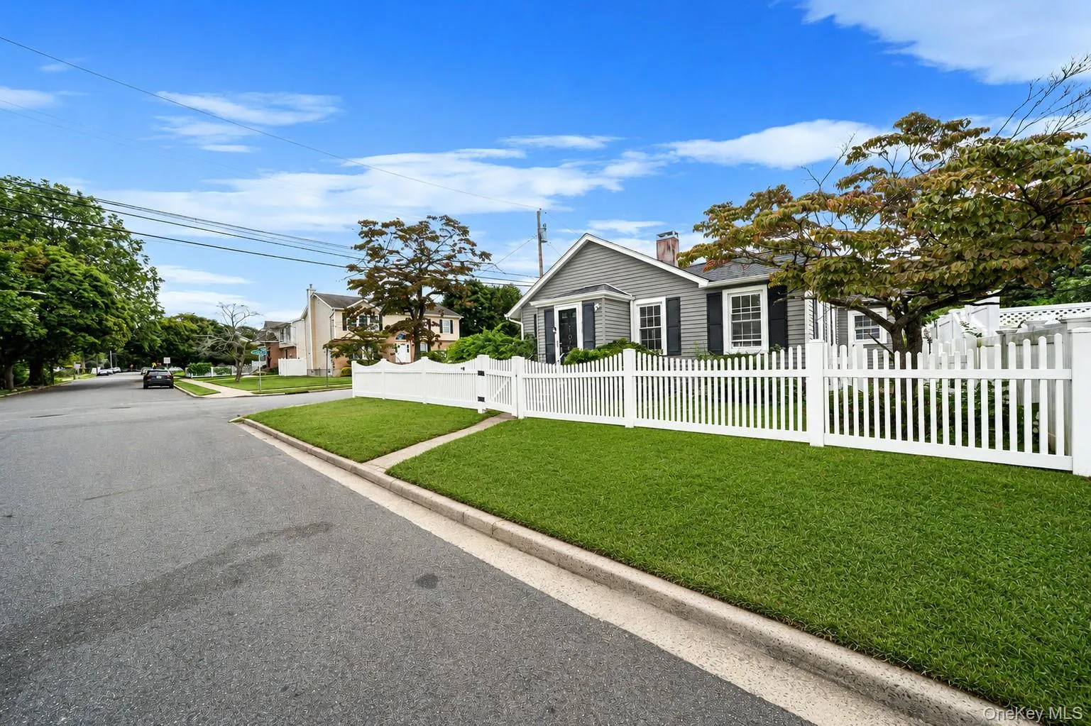 1077 Central Avenue, Hempstead, NY, 2 Bedrooms Bedrooms, 5 Rooms Rooms,1 BathroomBathrooms,Residential,For Rent,Central,0,1046759 1077 Central Avenue, Hempstead, NY, 2 Bedrooms Bedrooms, 5 Rooms Rooms,1 BathroomBathrooms,Residential,For Rent,Central,0,1046759
