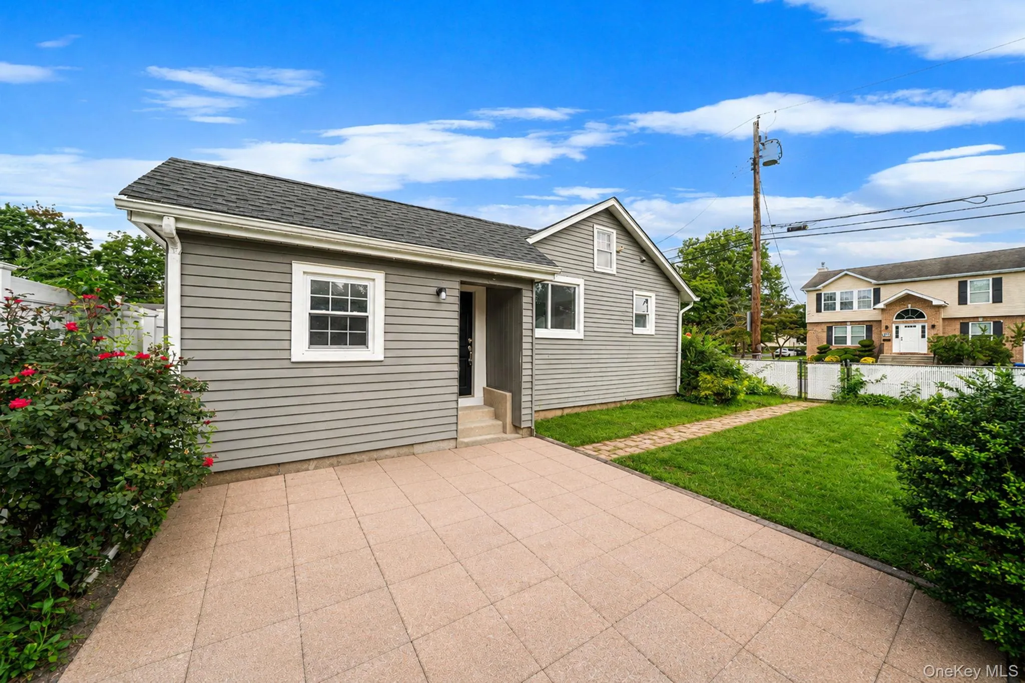 1077 Central Avenue, Hempstead, NY, 2 Bedrooms Bedrooms, 5 Rooms Rooms,1 BathroomBathrooms,Residential,For Rent,Central,0,1046759 1077 Central Avenue, Hempstead, NY, 2 Bedrooms Bedrooms, 5 Rooms Rooms,1 BathroomBathrooms,Residential,For Rent,Central,0,1046759