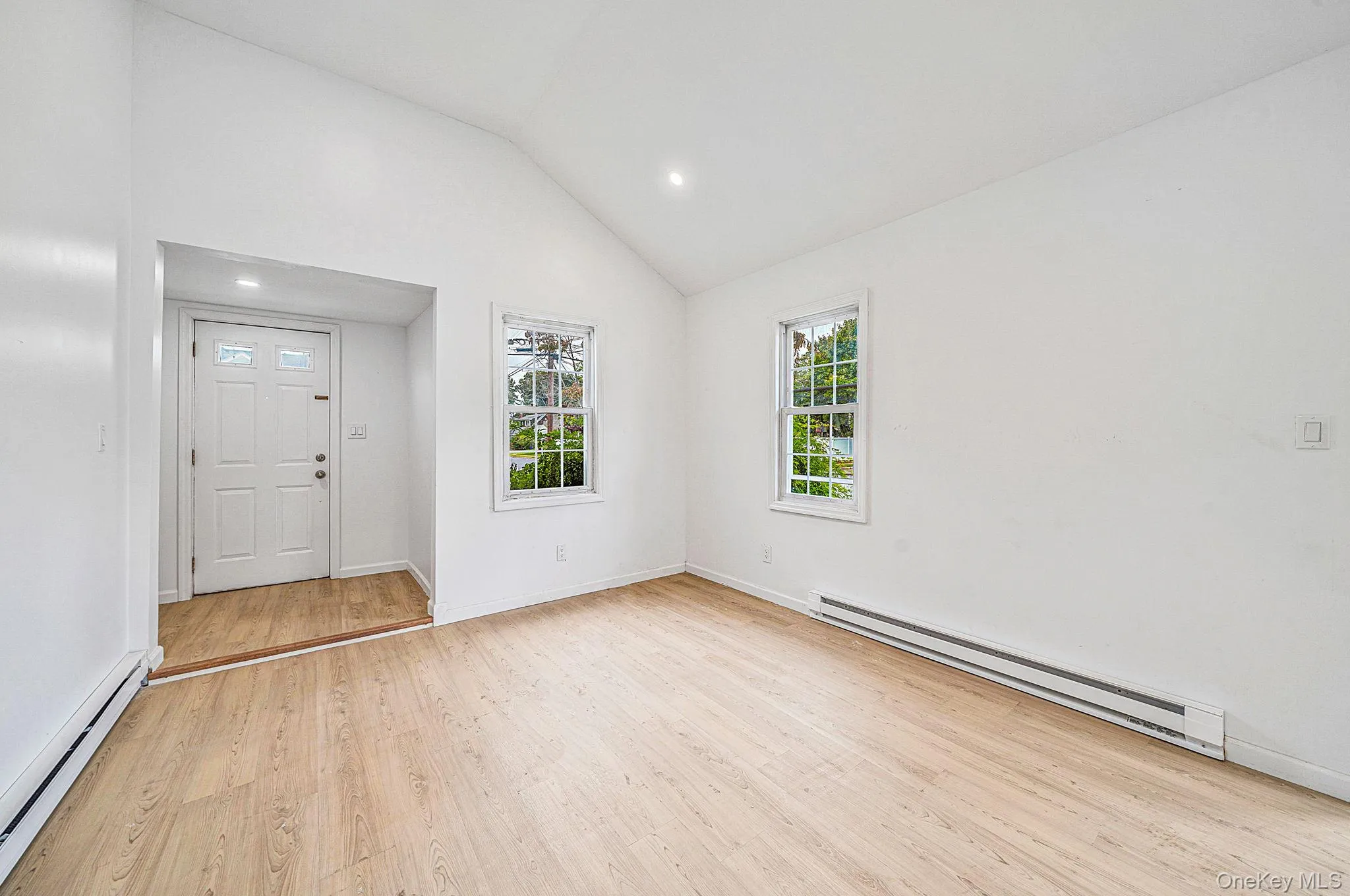 1077 Central Avenue, Hempstead, NY, 2 Bedrooms Bedrooms, 5 Rooms Rooms,1 BathroomBathrooms,Residential,For Rent,Central,0,1046759 1077 Central Avenue, Hempstead, NY, 2 Bedrooms Bedrooms, 5 Rooms Rooms,1 BathroomBathrooms,Residential,For Rent,Central,0,1046759