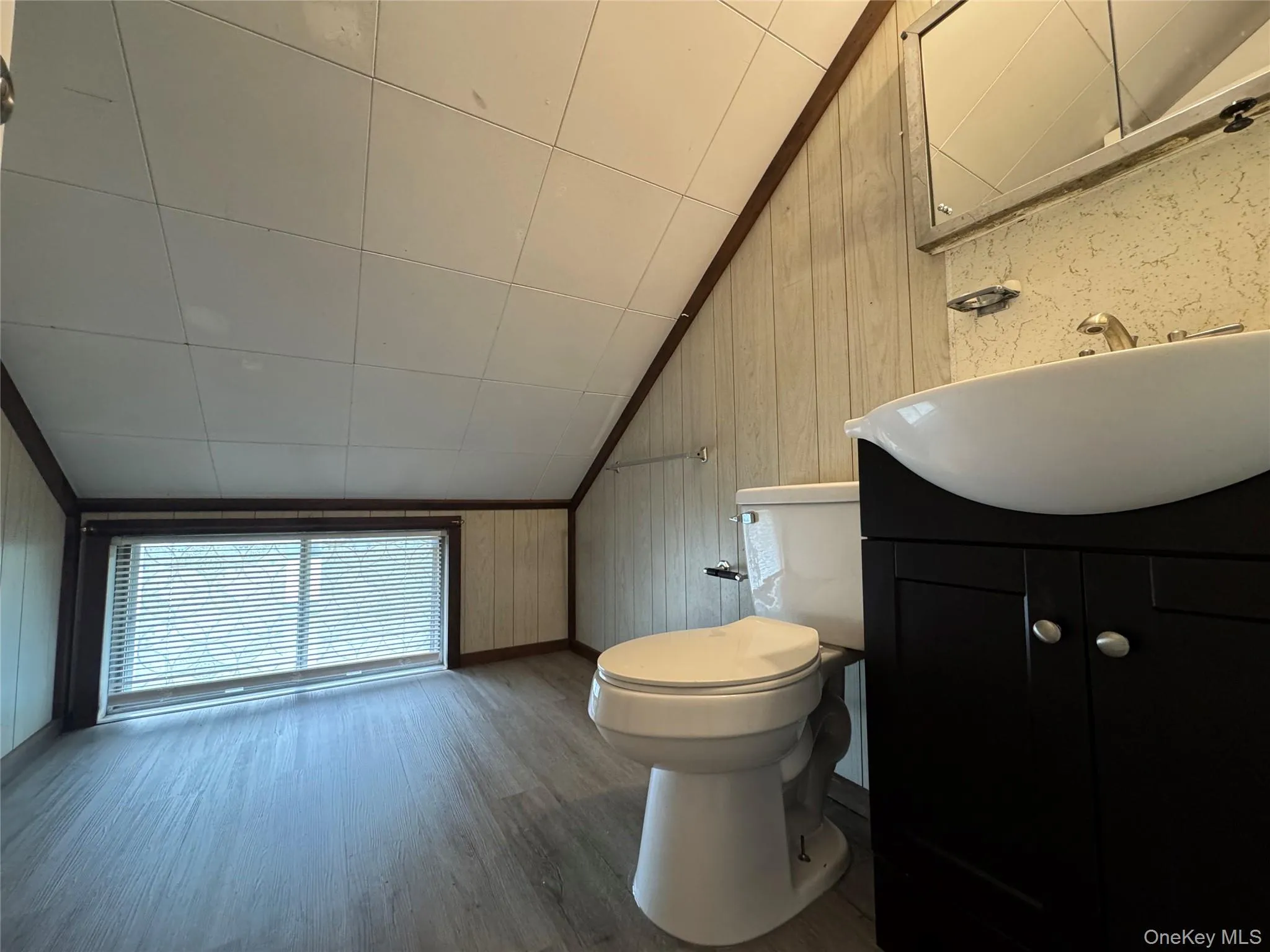 5 Meander Lane, Hempstead, NY, 4 Bedrooms Bedrooms, 7 Rooms Rooms,1 BathroomBathrooms,Residential Lease,For Rent,Meander,0,1046761 5 Meander Lane, Hempstead, NY, 4 Bedrooms Bedrooms, 7 Rooms Rooms,1 BathroomBathrooms,Residential Lease,For Rent,Meander,0,1046761