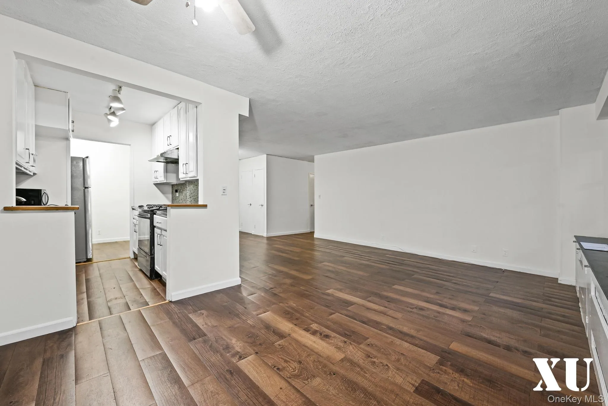 43-10 Kissena Boulevard, New York, NY, 2 Bedrooms Bedrooms, 4 Rooms Rooms,1 BathroomBathrooms,Residential,For Rent,Kissena,0,1046764 43-10 Kissena Boulevard, New York, NY, 2 Bedrooms Bedrooms, 4 Rooms Rooms,1 BathroomBathrooms,Residential,For Rent,Kissena,0,1046764