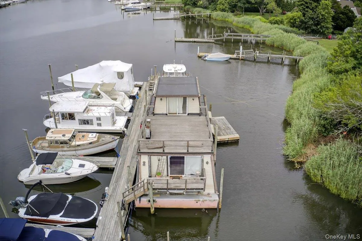 149 c Riverside Drive, Riverhead, NY, 2 Bedrooms Bedrooms, 5 Rooms Rooms,1 BathroomBathrooms,Residential Lease,For Rent,Riverside Drive,0,1046767 149 c Riverside Drive, Riverhead, NY, 2 Bedrooms Bedrooms, 5 Rooms Rooms,1 BathroomBathrooms,Residential Lease,For Rent,Riverside Drive,0,1046767
