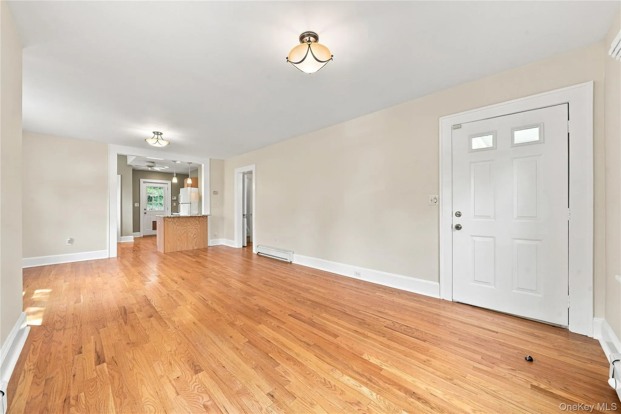 56 Washington Avenue, Babylon, NY, 2 Bedrooms Bedrooms, 7 Rooms Rooms,1 BathroomBathrooms,Residential,For Rent,Washington,0,1046768 56 Washington Avenue, Babylon, NY, 2 Bedrooms Bedrooms, 7 Rooms Rooms,1 BathroomBathrooms,Residential,For Rent,Washington,0,1046768