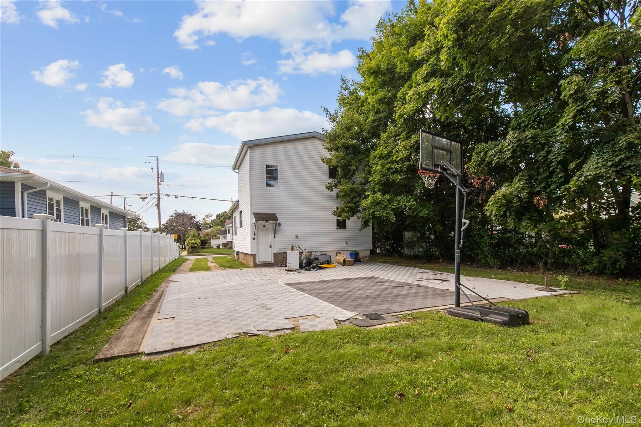 133 Union Street, Hempstead, NY, 3 Bedrooms Bedrooms, 5 Rooms Rooms,2 BathroomsBathrooms,Residential,For Rent,Union,0,1046775 133 Union Street, Hempstead, NY, 3 Bedrooms Bedrooms, 5 Rooms Rooms,2 BathroomsBathrooms,Residential,For Rent,Union,0,1046775