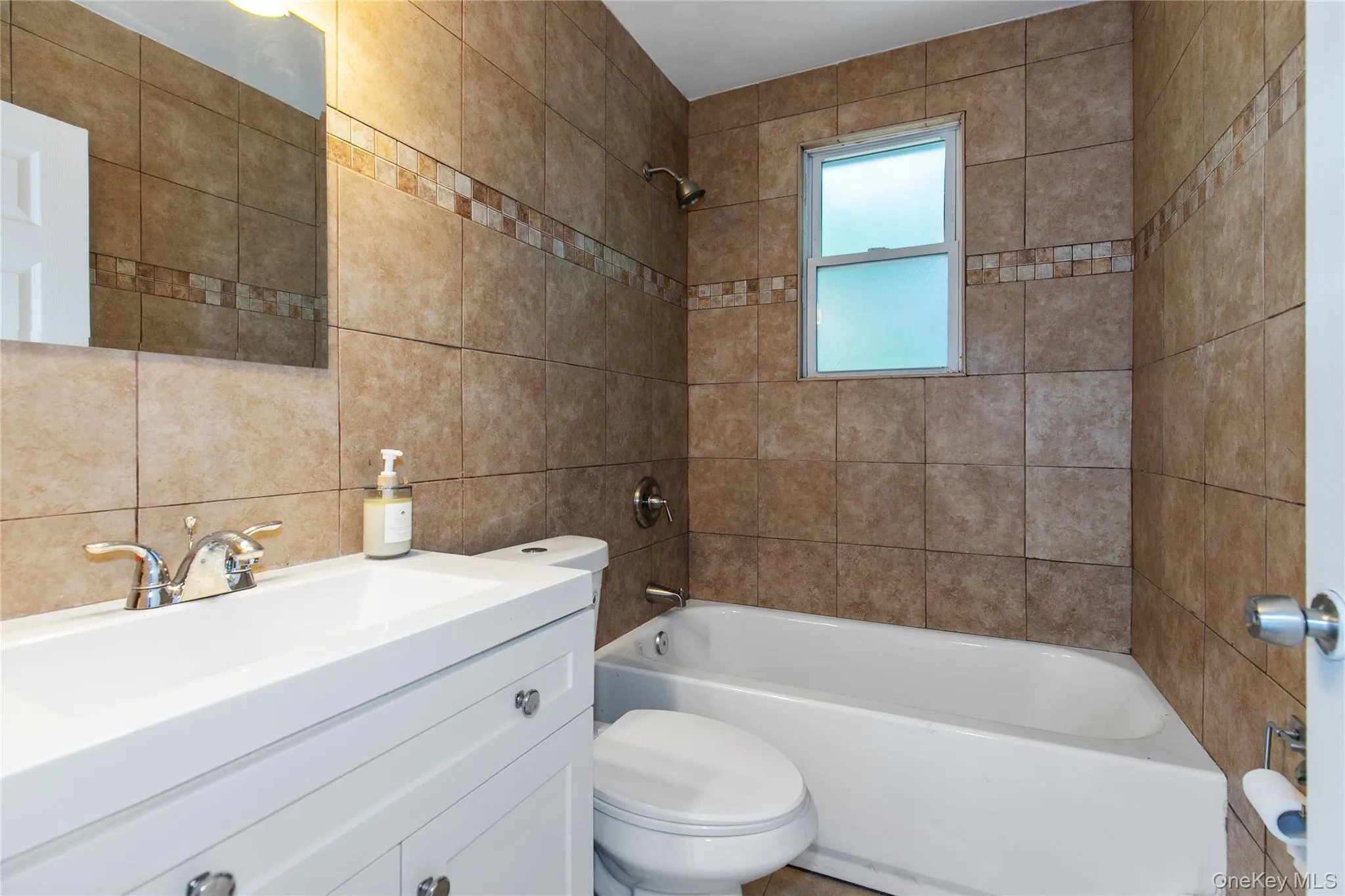 133 Union Street, Hempstead, NY, 3 Bedrooms Bedrooms, 5 Rooms Rooms,2 BathroomsBathrooms,Residential,For Rent,Union,0,1046775 133 Union Street, Hempstead, NY, 3 Bedrooms Bedrooms, 5 Rooms Rooms,2 BathroomsBathrooms,Residential,For Rent,Union,0,1046775