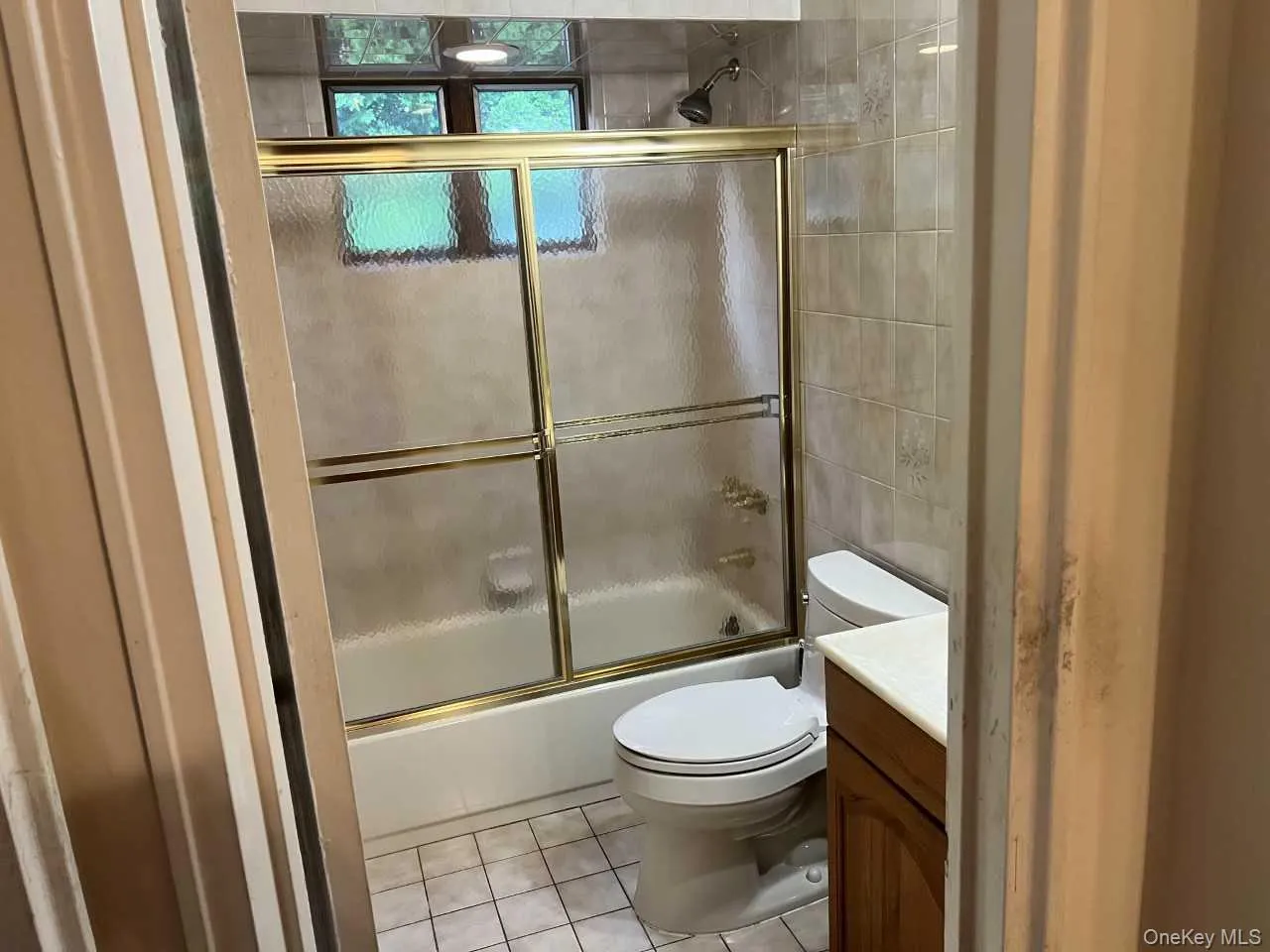 1556 Gardiner Drive, Islip, NY, 3 Bedrooms Bedrooms, 7 Rooms Rooms,1 BathroomBathrooms,Residential,For Rent,Gardiner,0,1046781 1556 Gardiner Drive, Islip, NY, 3 Bedrooms Bedrooms, 7 Rooms Rooms,1 BathroomBathrooms,Residential,For Rent,Gardiner,0,1046781