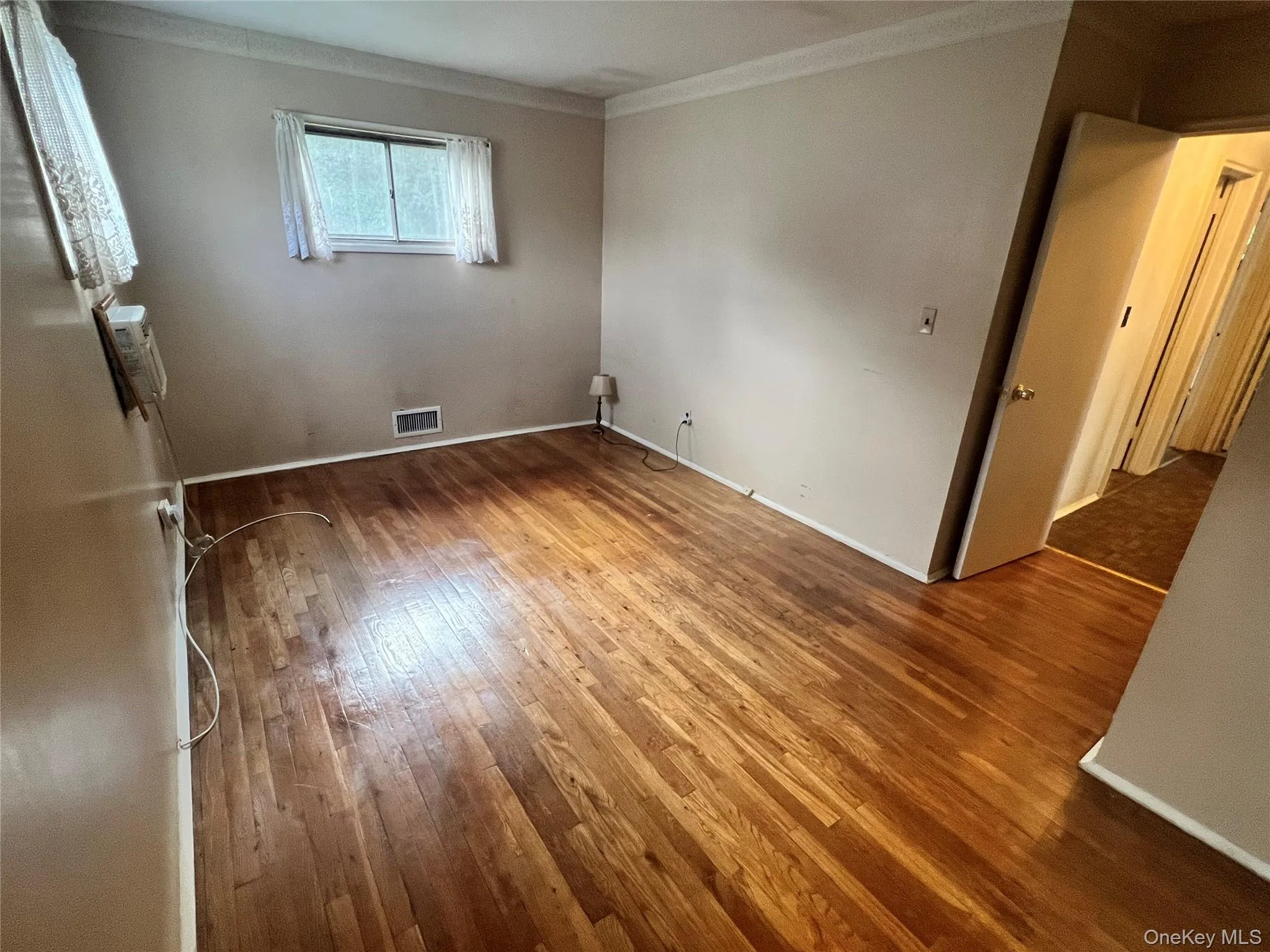 1556 Gardiner Drive, Islip, NY, 3 Bedrooms Bedrooms, 7 Rooms Rooms,1 BathroomBathrooms,Residential,For Rent,Gardiner,0,1046781 1556 Gardiner Drive, Islip, NY, 3 Bedrooms Bedrooms, 7 Rooms Rooms,1 BathroomBathrooms,Residential,For Rent,Gardiner,0,1046781
