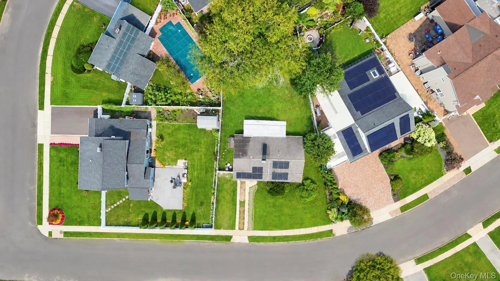 35 Meeting Lane, Oyster Bay, NY, 4 Bedrooms Bedrooms, 6 Rooms Rooms,2 BathroomsBathrooms,Residential,For Rent,Meeting,0,1046786 35 Meeting Lane, Oyster Bay, NY, 4 Bedrooms Bedrooms, 6 Rooms Rooms,2 BathroomsBathrooms,Residential,For Rent,Meeting,0,1046786