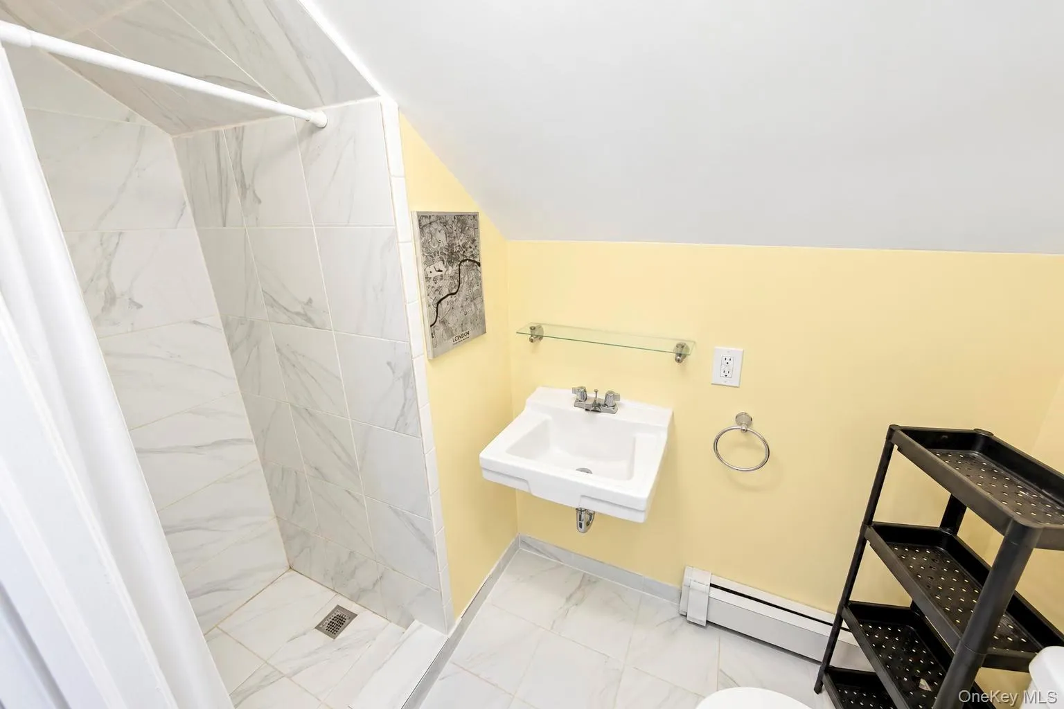 35 Meeting Lane, Oyster Bay, NY, 4 Bedrooms Bedrooms, 6 Rooms Rooms,2 BathroomsBathrooms,Residential,For Rent,Meeting,0,1046786 35 Meeting Lane, Oyster Bay, NY, 4 Bedrooms Bedrooms, 6 Rooms Rooms,2 BathroomsBathrooms,Residential,For Rent,Meeting,0,1046786