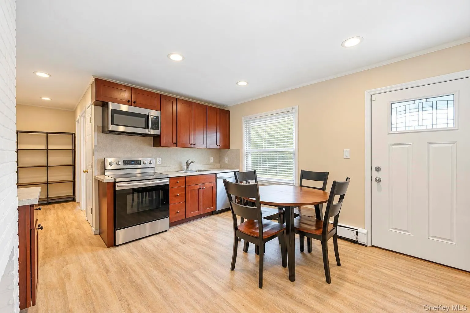 35 Meeting Lane, Oyster Bay, NY, 4 Bedrooms Bedrooms, 6 Rooms Rooms,2 BathroomsBathrooms,Residential,For Rent,Meeting,0,1046786 35 Meeting Lane, Oyster Bay, NY, 4 Bedrooms Bedrooms, 6 Rooms Rooms,2 BathroomsBathrooms,Residential,For Rent,Meeting,0,1046786