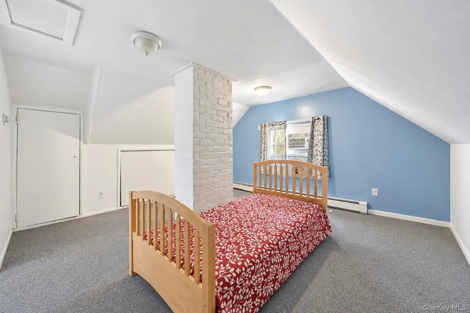 35 Meeting Lane, Oyster Bay, NY, 4 Bedrooms Bedrooms, 6 Rooms Rooms,2 BathroomsBathrooms,Residential,For Rent,Meeting,0,1046786 35 Meeting Lane, Oyster Bay, NY, 4 Bedrooms Bedrooms, 6 Rooms Rooms,2 BathroomsBathrooms,Residential,For Rent,Meeting,0,1046786