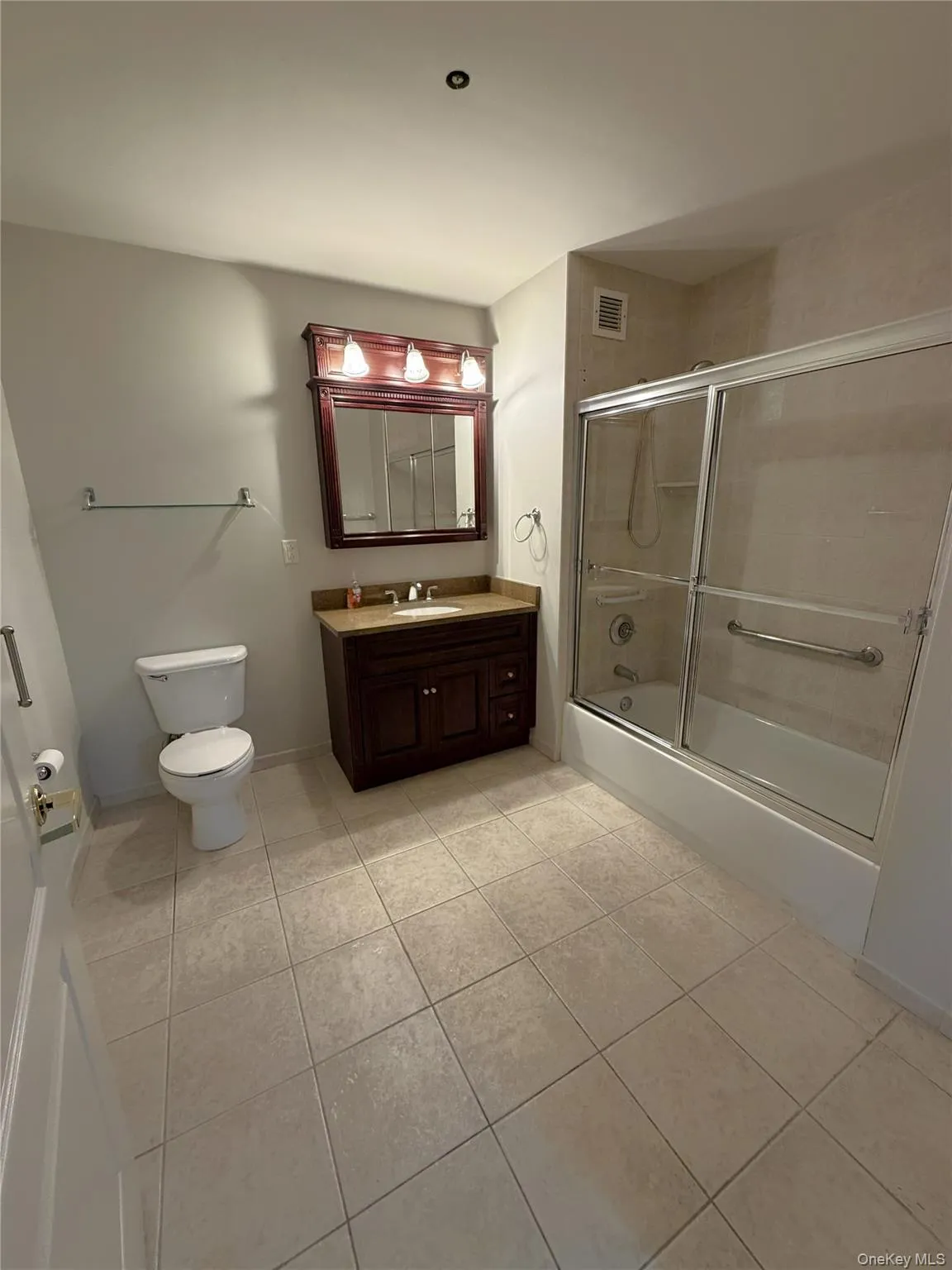 50 Merrick Avenue, Hempstead, NY, 2 Bedrooms Bedrooms, 5 Rooms Rooms,2 BathroomsBathrooms,Residential,For Rent,Merrick,0,1046794 50 Merrick Avenue, Hempstead, NY, 2 Bedrooms Bedrooms, 5 Rooms Rooms,2 BathroomsBathrooms,Residential,For Rent,Merrick,0,1046794