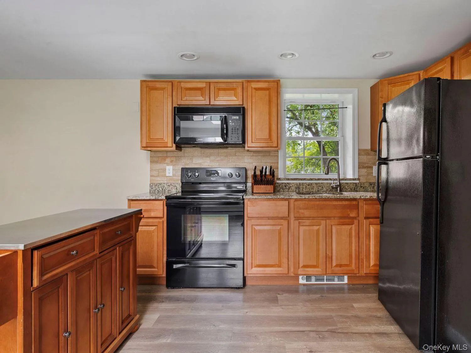 90 New Paltz Road, Lloyd, NY, 5 Bedrooms Bedrooms, 11 Rooms Rooms,3 BathroomsBathrooms,Residential,For Rent,New Paltz,0,1046795 90 New Paltz Road, Lloyd, NY, 5 Bedrooms Bedrooms, 11 Rooms Rooms,3 BathroomsBathrooms,Residential,For Rent,New Paltz,0,1046795