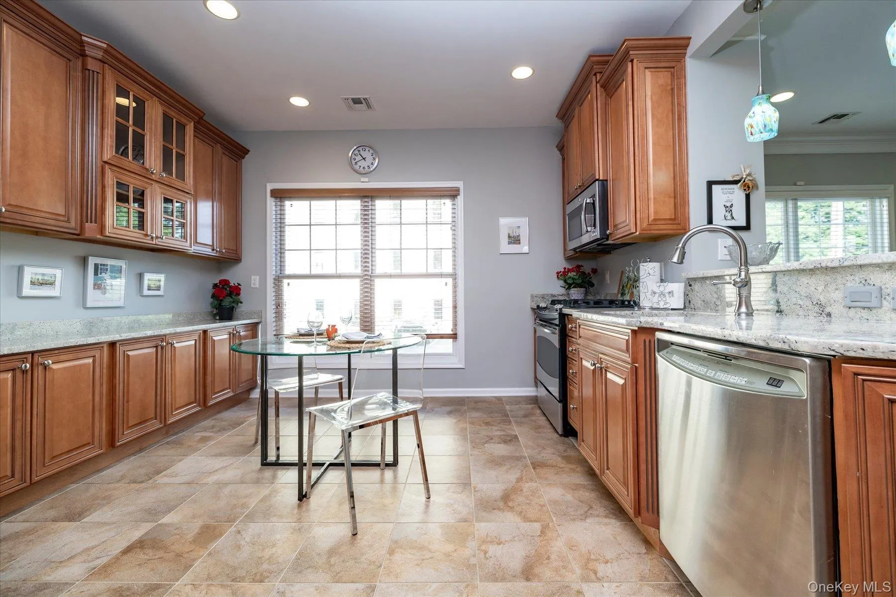 Eat in Kitchen Eat in Kitchen