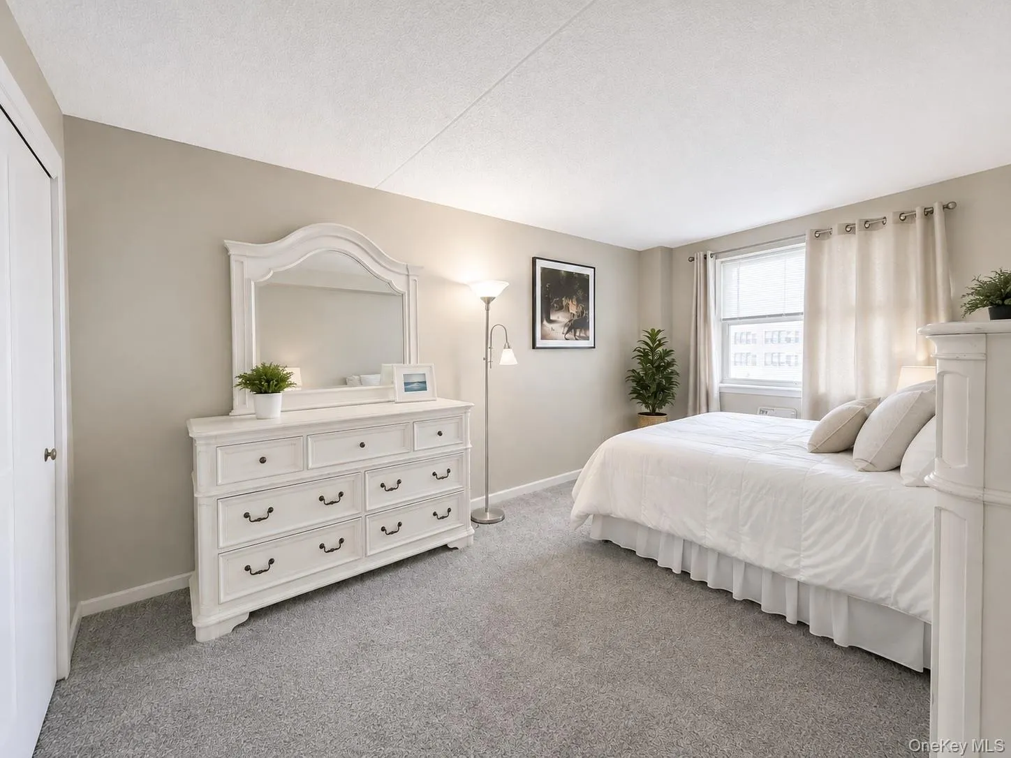 260 Beach 81st Street, New York, NY, 1 Bedroom Bedrooms, 3 Rooms Rooms,1 BathroomBathrooms,Residential,For Rent,Beach 81st,0,1046801 260 Beach 81st Street, New York, NY, 1 Bedroom Bedrooms, 3 Rooms Rooms,1 BathroomBathrooms,Residential,For Rent,Beach 81st,0,1046801