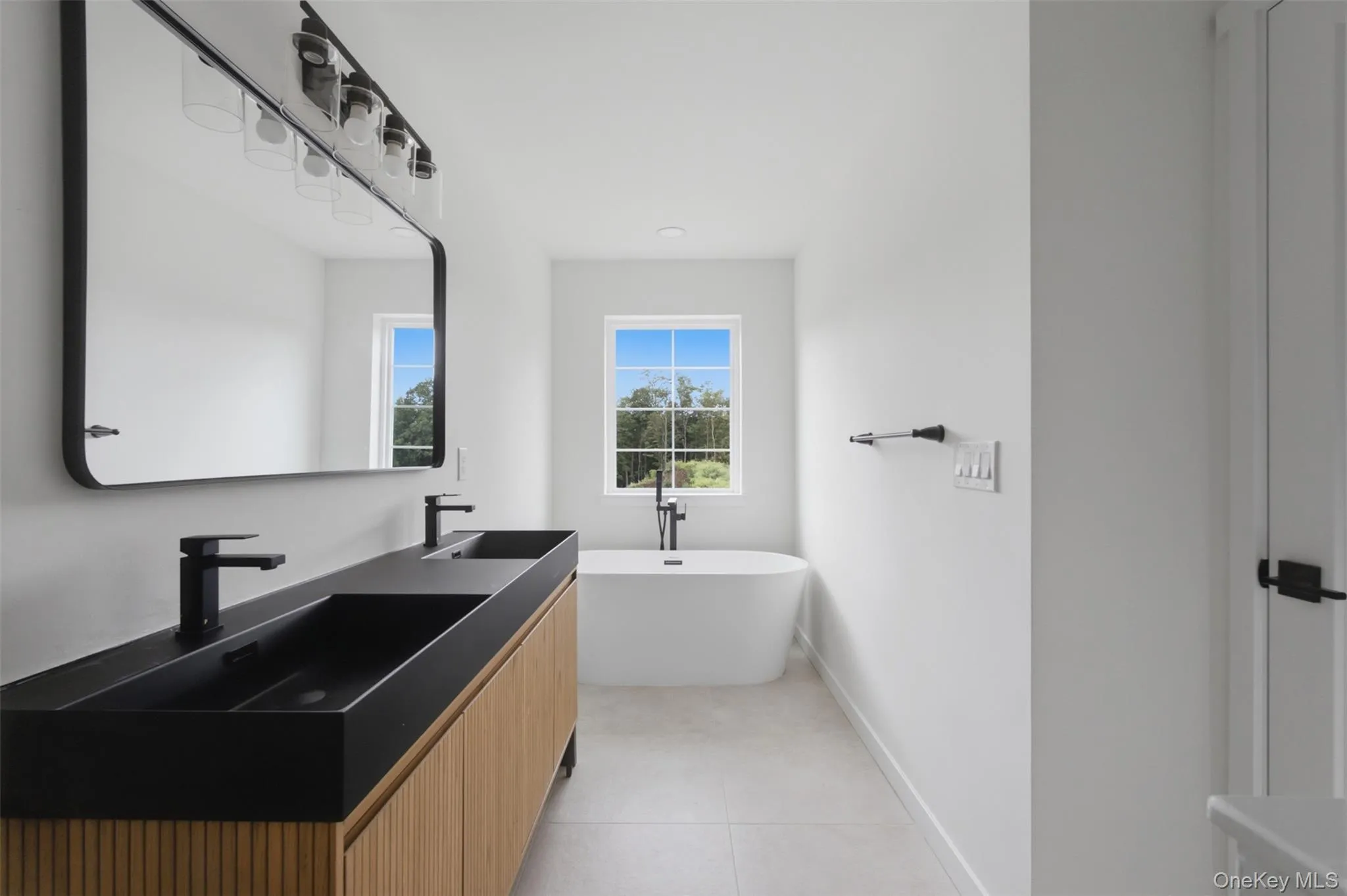 18 Alaina Way, Beekman, NY, 4 Bedrooms Bedrooms, 11 Rooms Rooms,2 BathroomsBathrooms,Residential,For Rent,Alaina,0,1046803 18 Alaina Way, Beekman, NY, 4 Bedrooms Bedrooms, 11 Rooms Rooms,2 BathroomsBathrooms,Residential,For Rent,Alaina,0,1046803