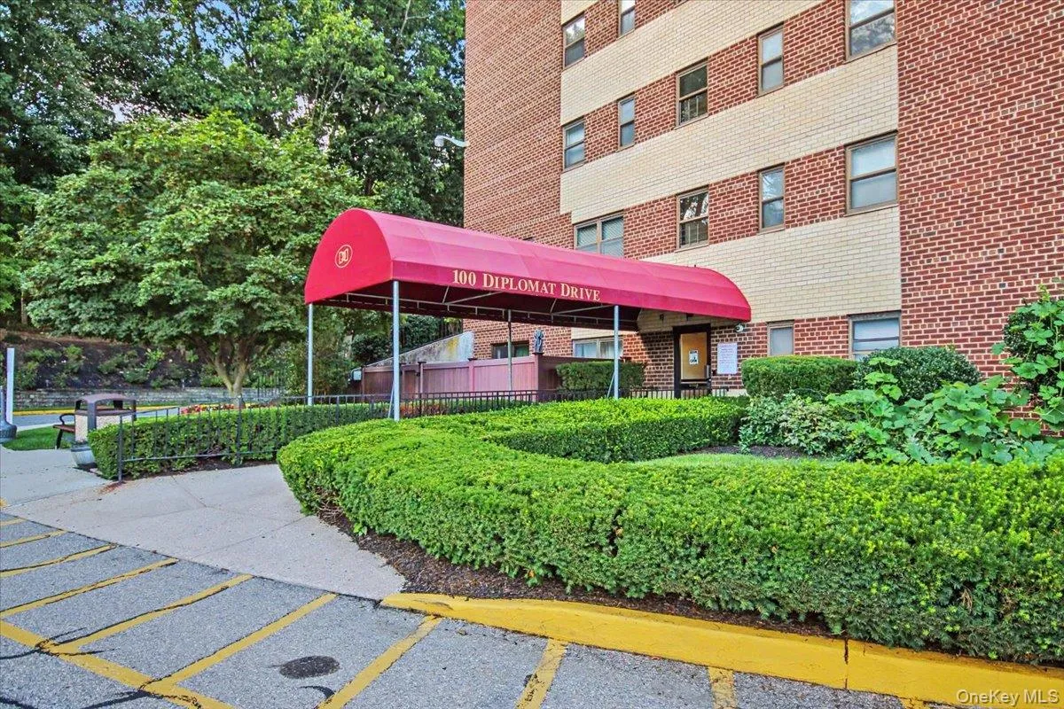 100 Diplomat Drive, Mount Kisco, NY, 2 Bedrooms Bedrooms, 5 Rooms Rooms,2 BathroomsBathrooms,Residential,For Rent,Diplomat,0,1046804 100 Diplomat Drive, Mount Kisco, NY, 2 Bedrooms Bedrooms, 5 Rooms Rooms,2 BathroomsBathrooms,Residential,For Rent,Diplomat,0,1046804