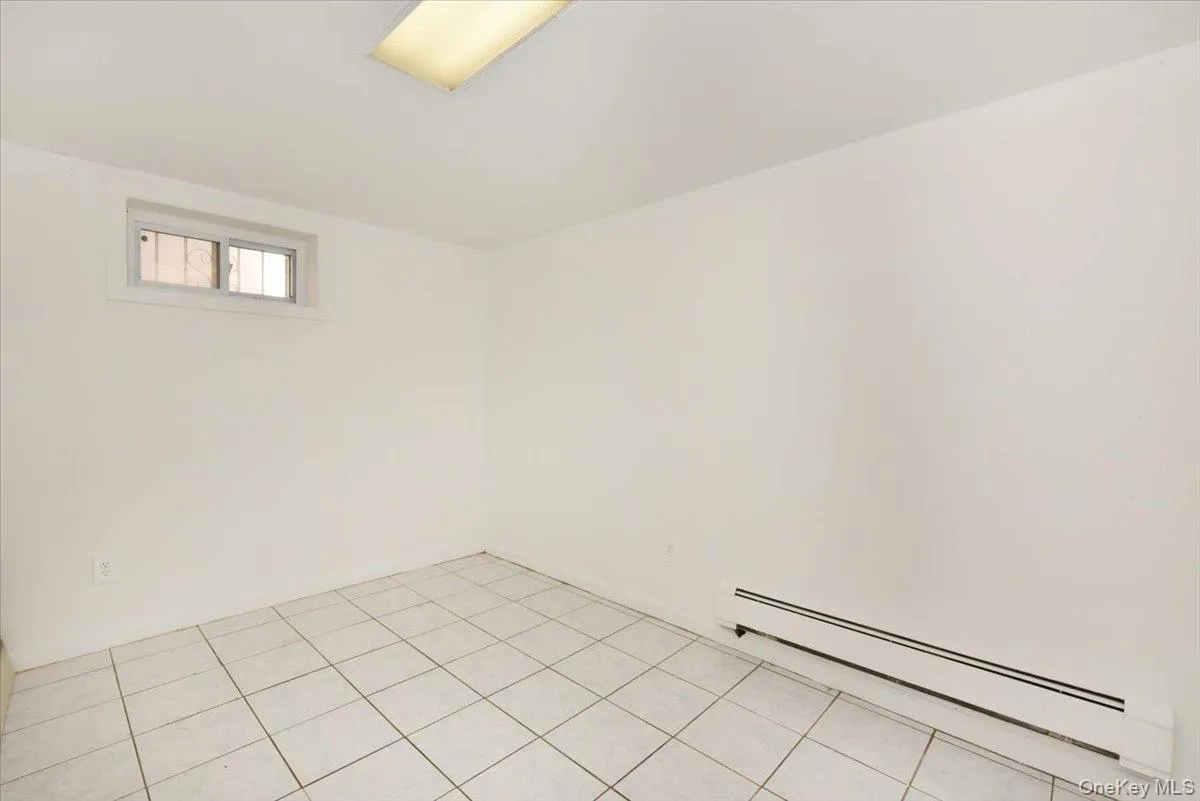 7627 175th Street, New York, NY, 5 Bedrooms Bedrooms, 9 Rooms Rooms,3 BathroomsBathrooms,Residential,For Rent,175th,0,1046805 7627 175th Street, New York, NY, 5 Bedrooms Bedrooms, 9 Rooms Rooms,3 BathroomsBathrooms,Residential,For Rent,175th,0,1046805