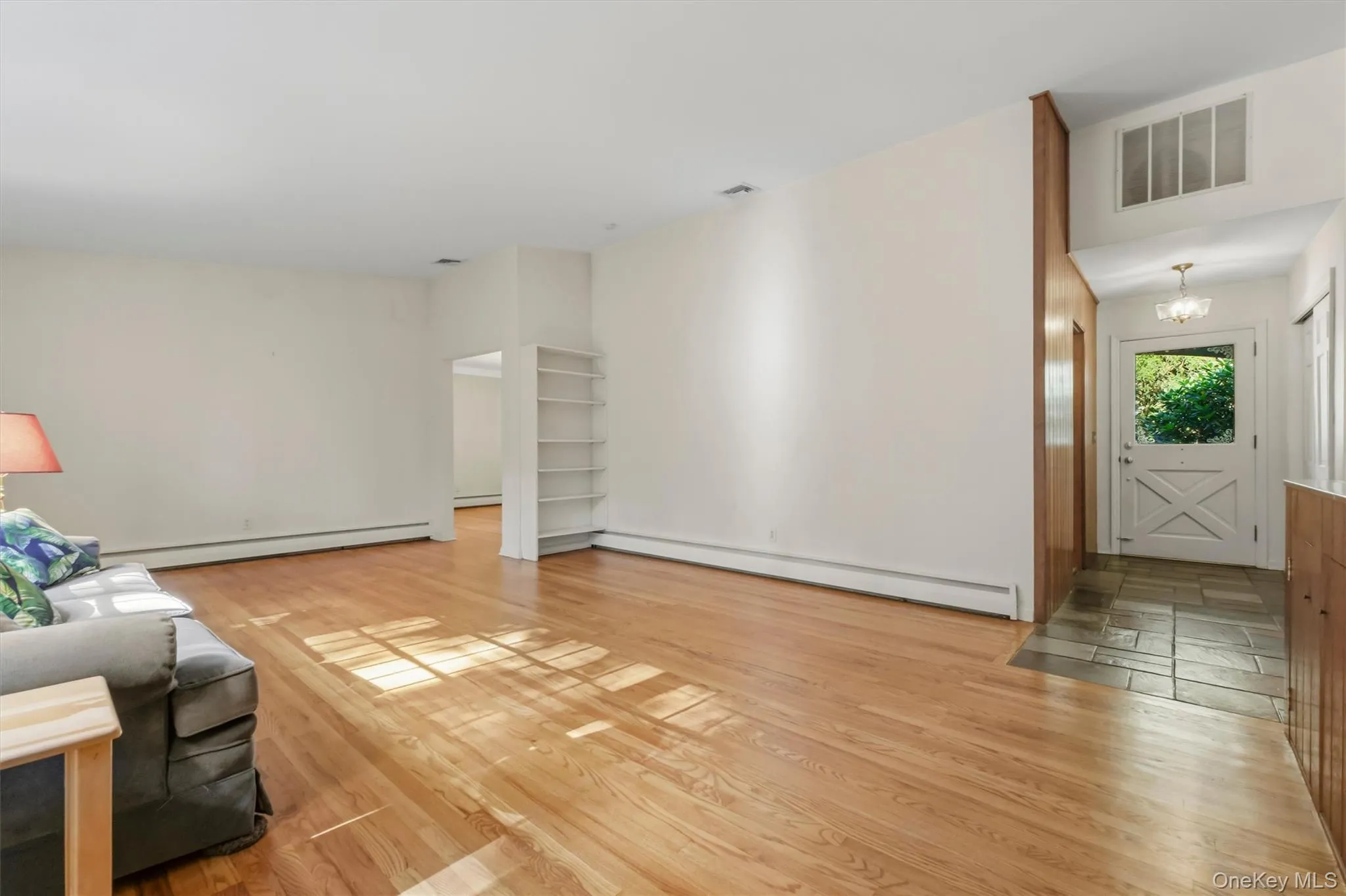 10 Oak Bend Road, Poughkeepsie, NY, 3 Bedrooms Bedrooms, 7 Rooms Rooms,2 BathroomsBathrooms,Residential,For Rent,Oak Bend,0,1046807 10 Oak Bend Road, Poughkeepsie, NY, 3 Bedrooms Bedrooms, 7 Rooms Rooms,2 BathroomsBathrooms,Residential,For Rent,Oak Bend,0,1046807